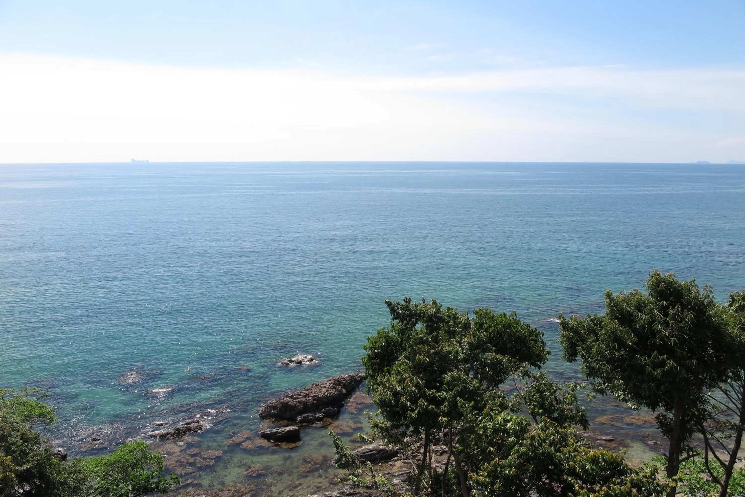 Sea view in Cliff Lanta Suite-Koh Lanta Krabi