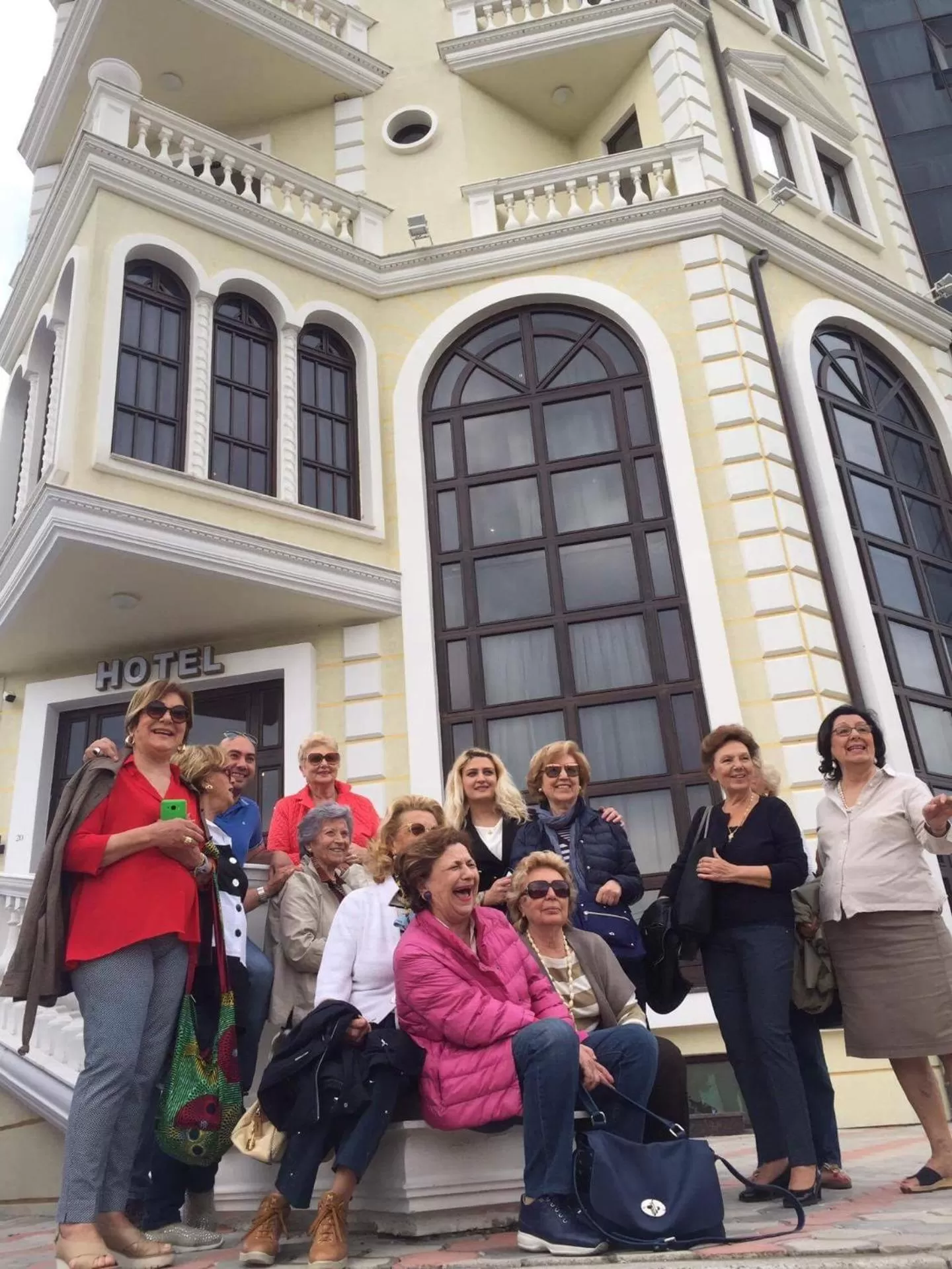 People in Luani ARTE