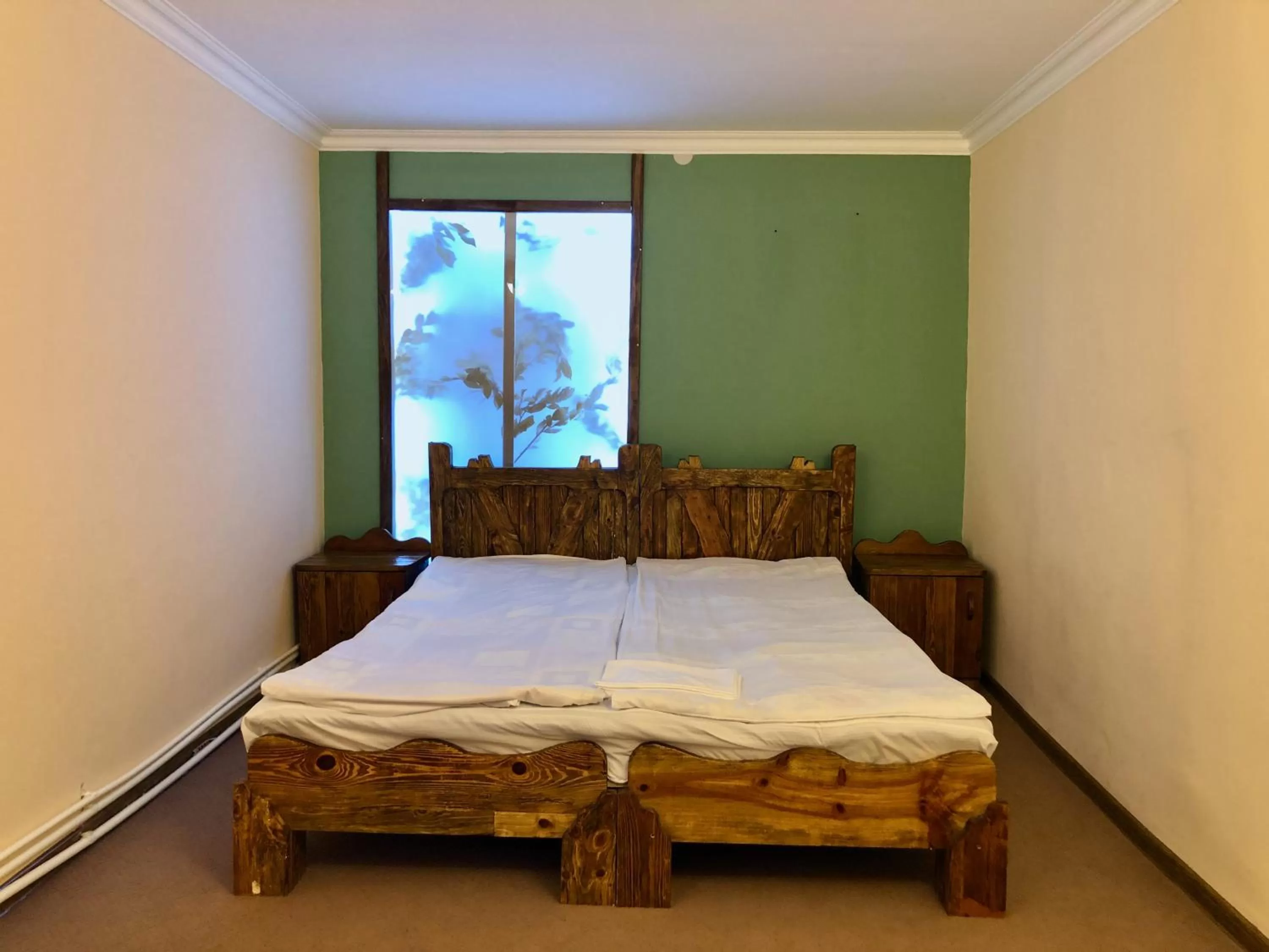 Bed in Dil Hill by Sam