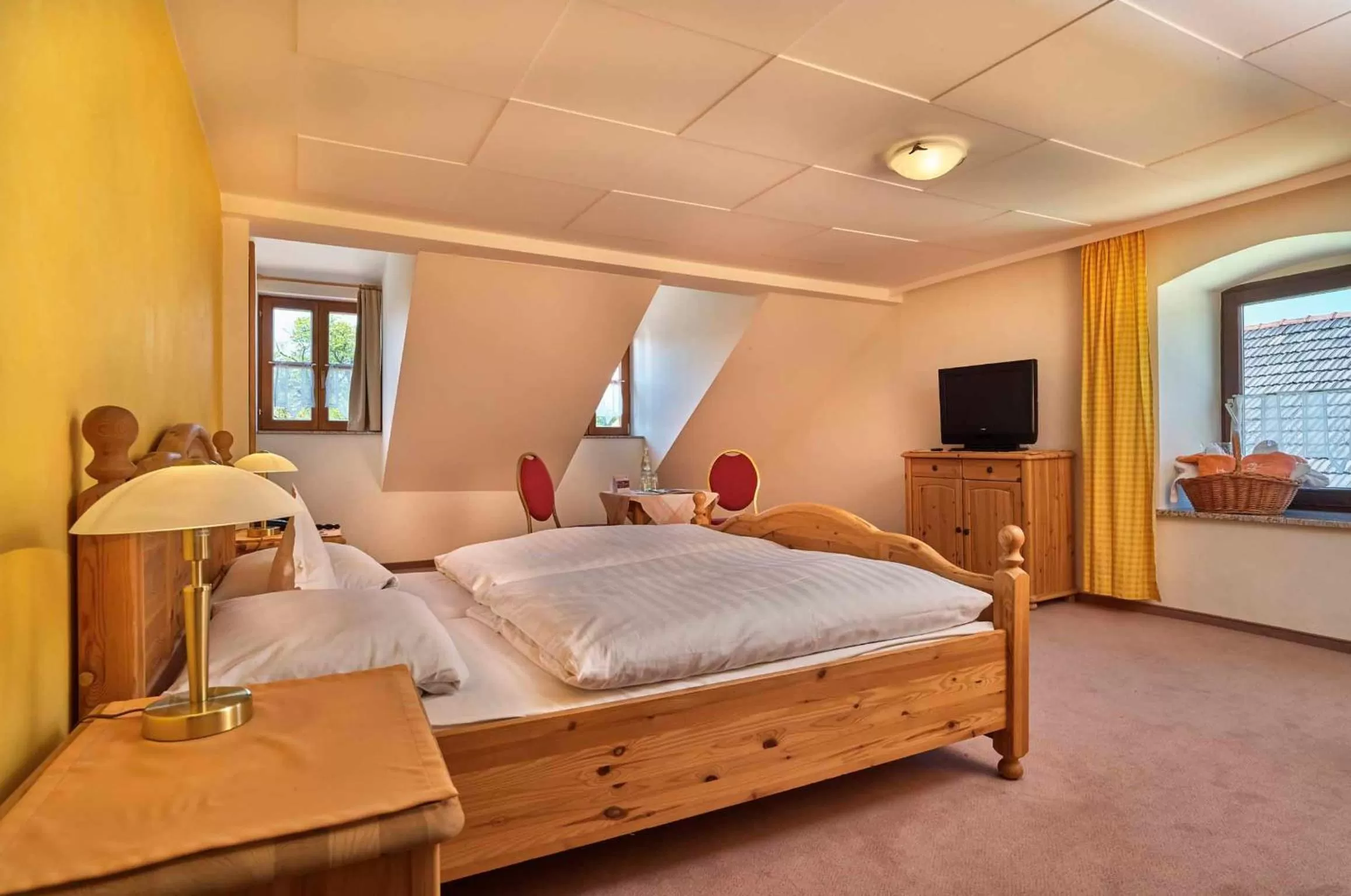 Bed in Zedernhof Gesundheits- & Wellnesshotel