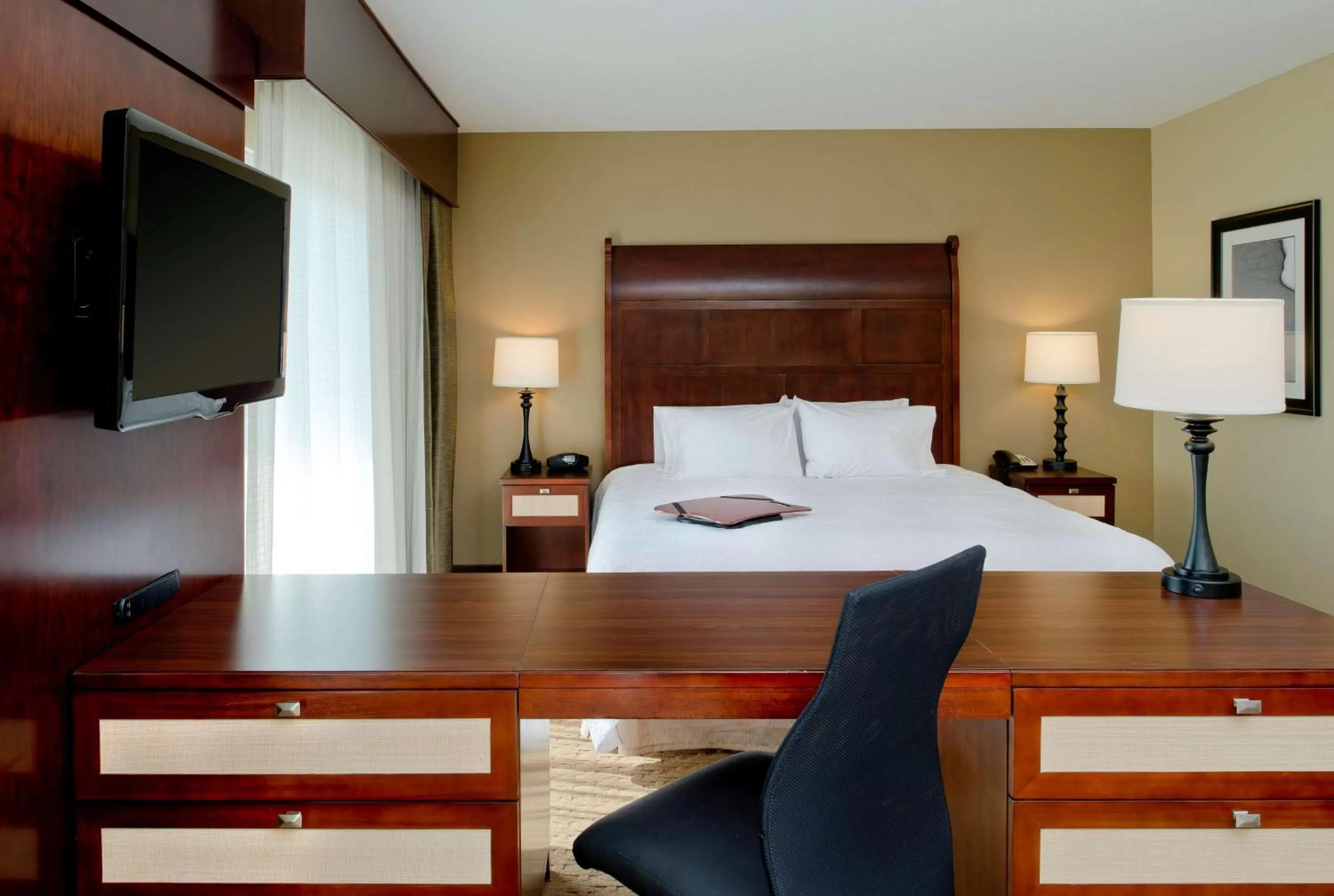 King Studio Suite - Non-Smoking in Hampton Inn & Suites Ocean City Bayfront-Convention Center