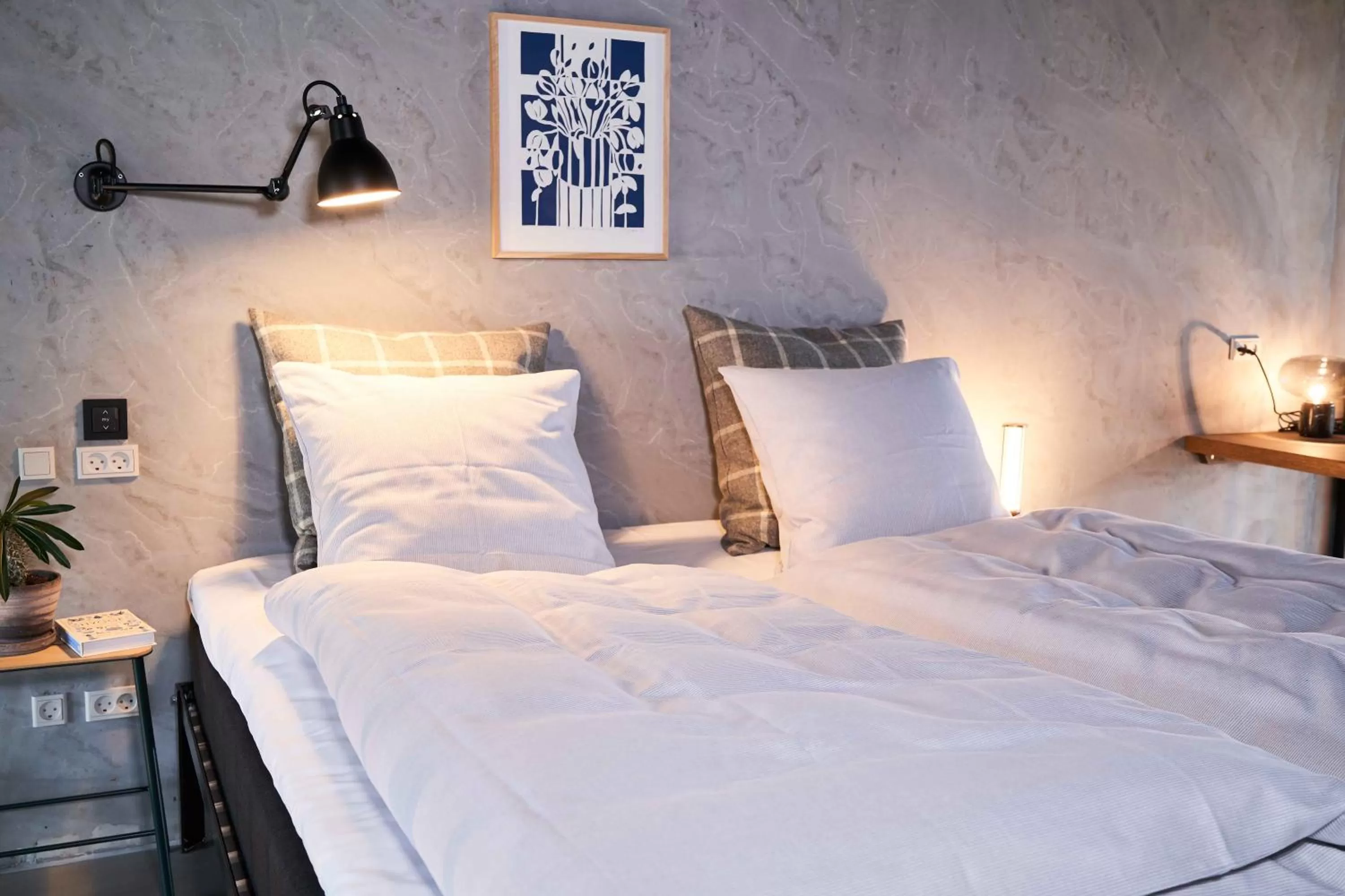 Bedroom, Bed in Hotel GUESTapart