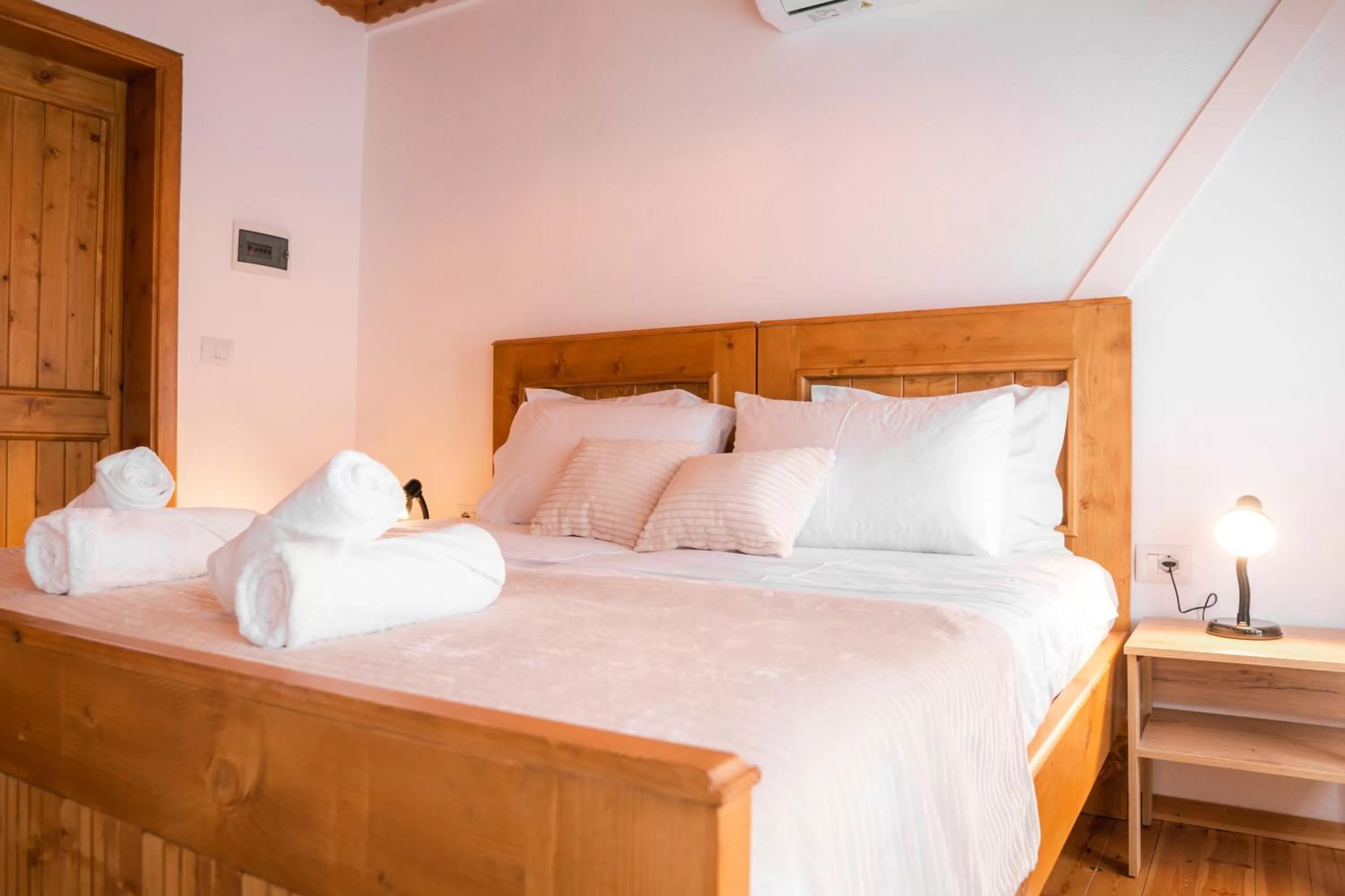 Bedroom, Bed in Porta7 Hotel