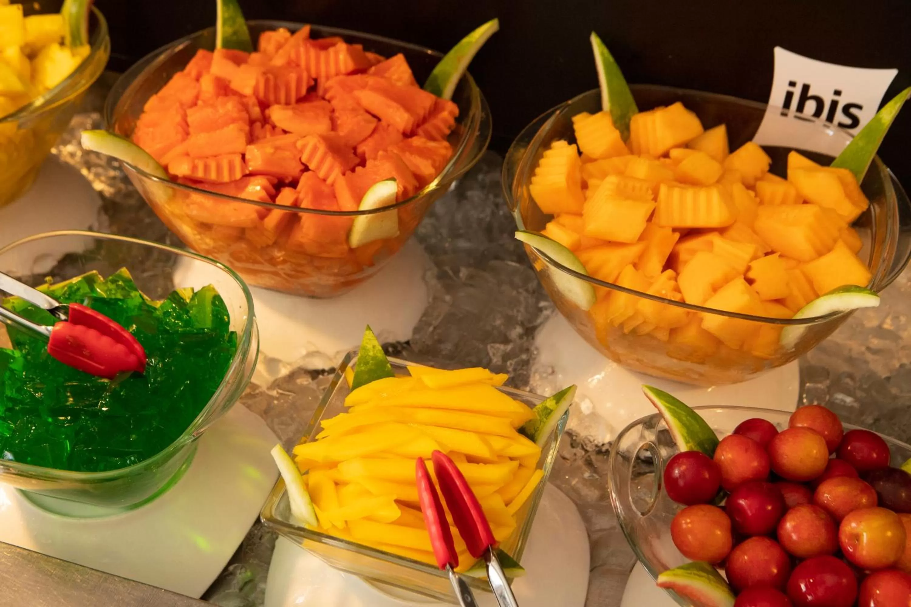 Buffet breakfast in Hotel Ibis Cali Granada