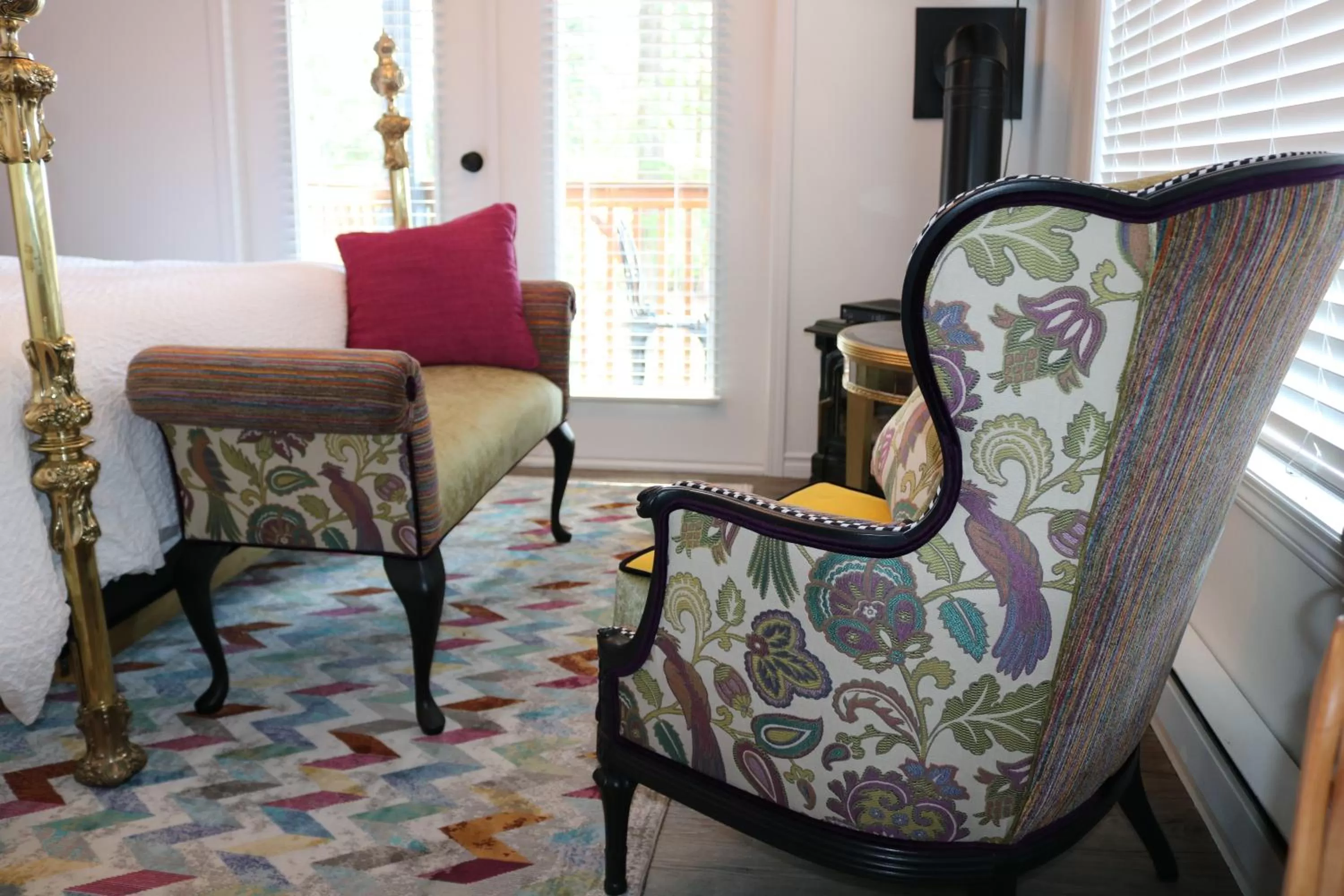 Seating Area in Raven Point Inn
