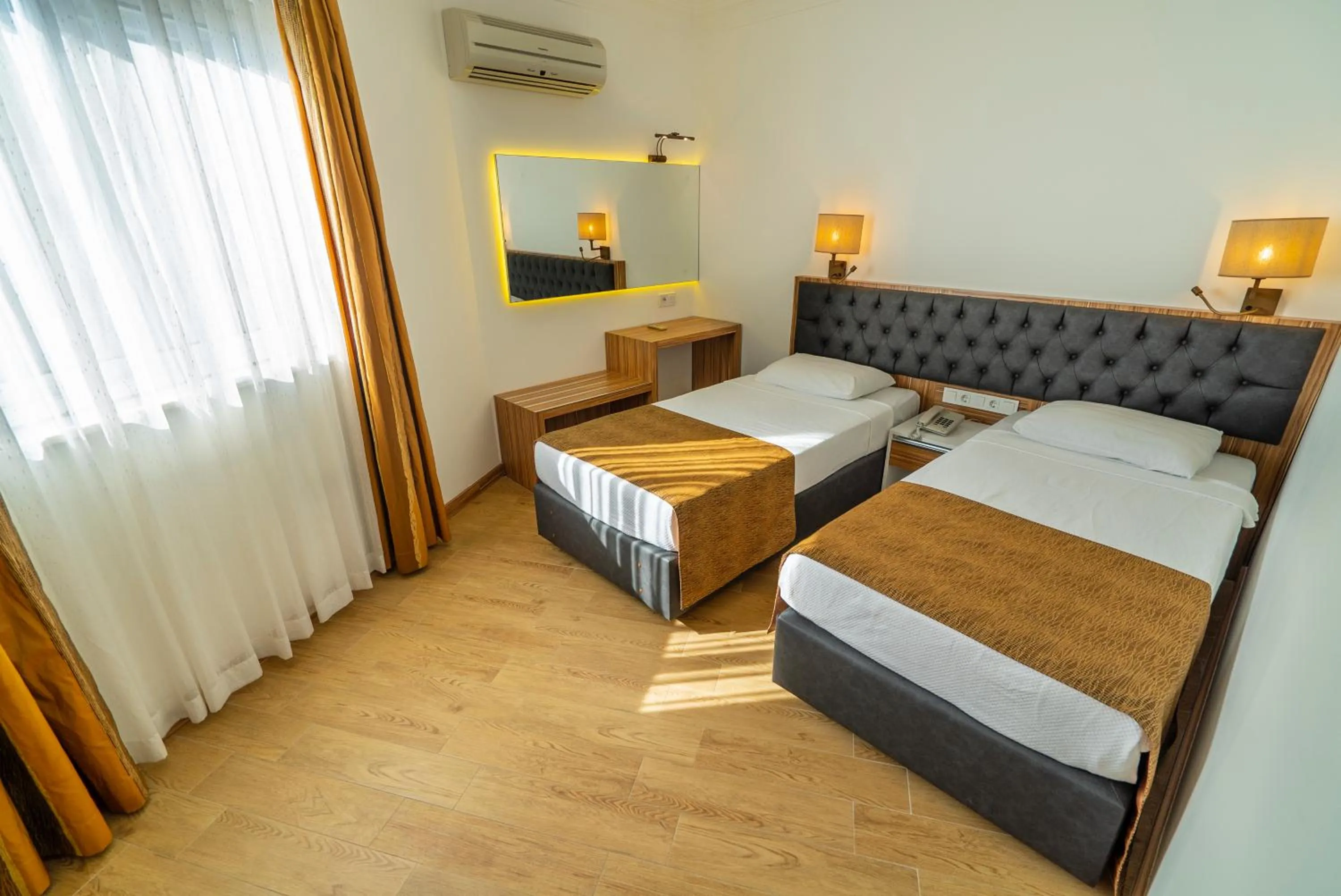 Bedroom, Bed in Kleopatra Celine Hotel