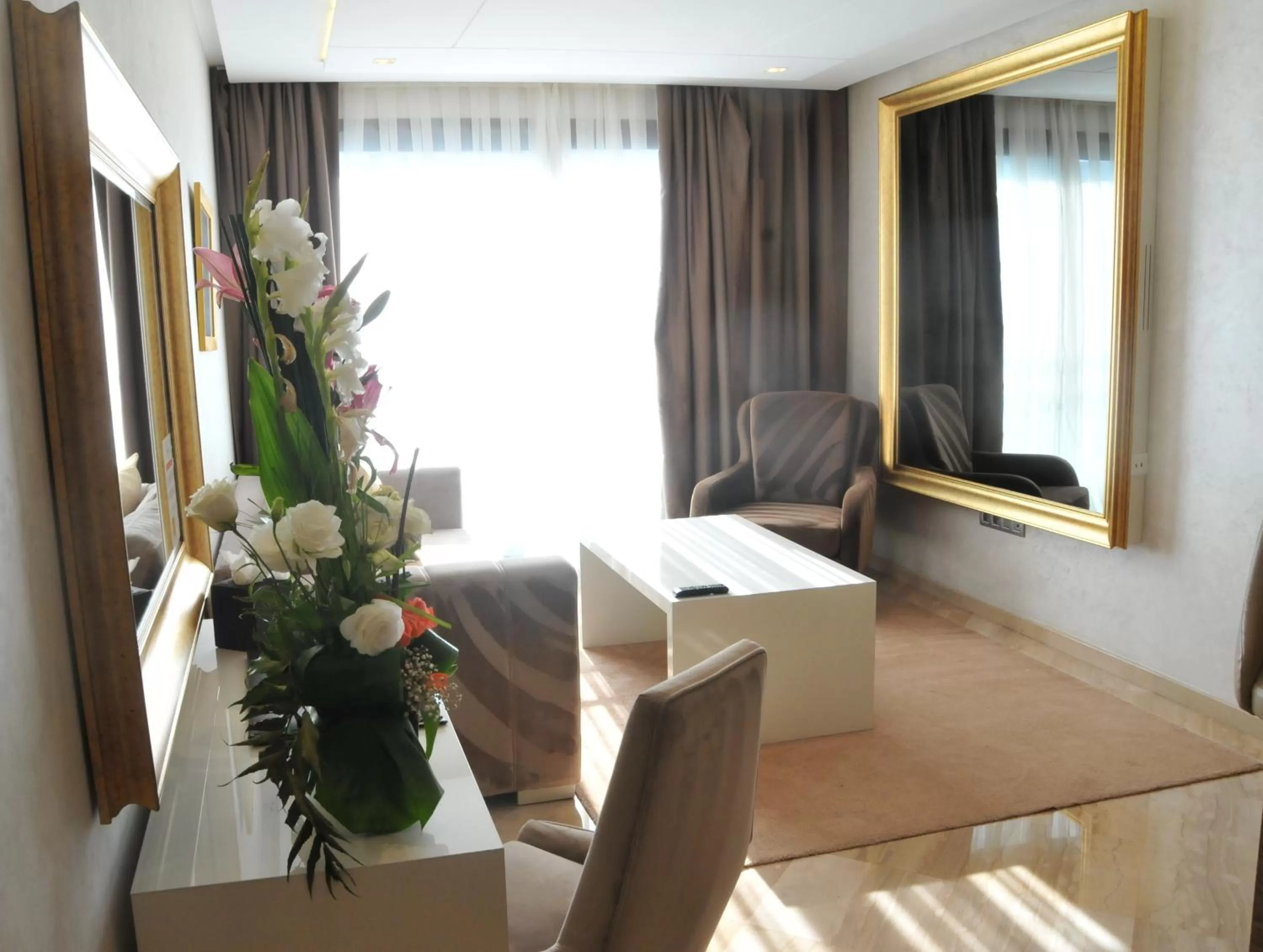 Living room in Suite Hotel Casa Diamond