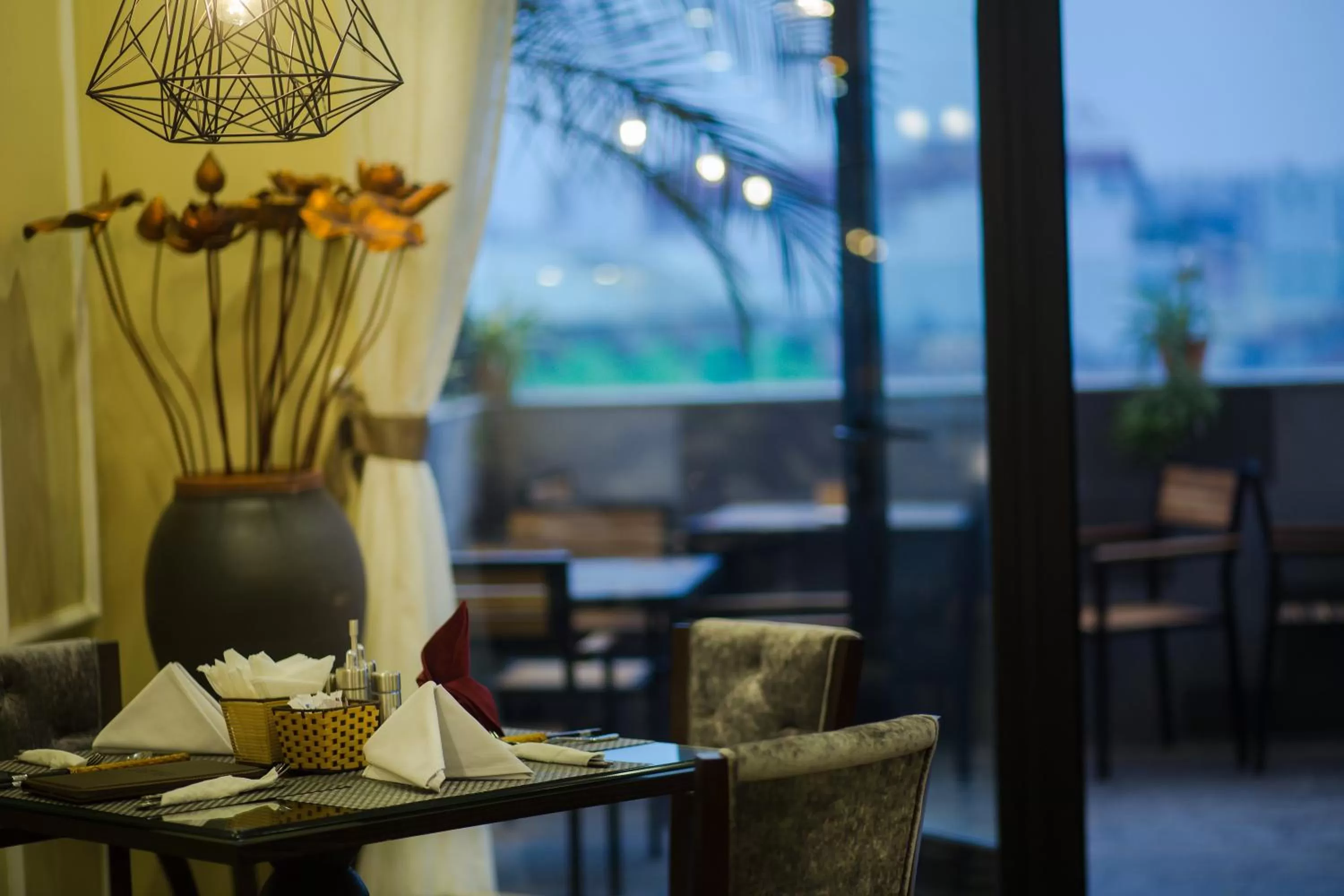 Restaurant/places to eat in Hanoi Marvellous Hotel & Spa