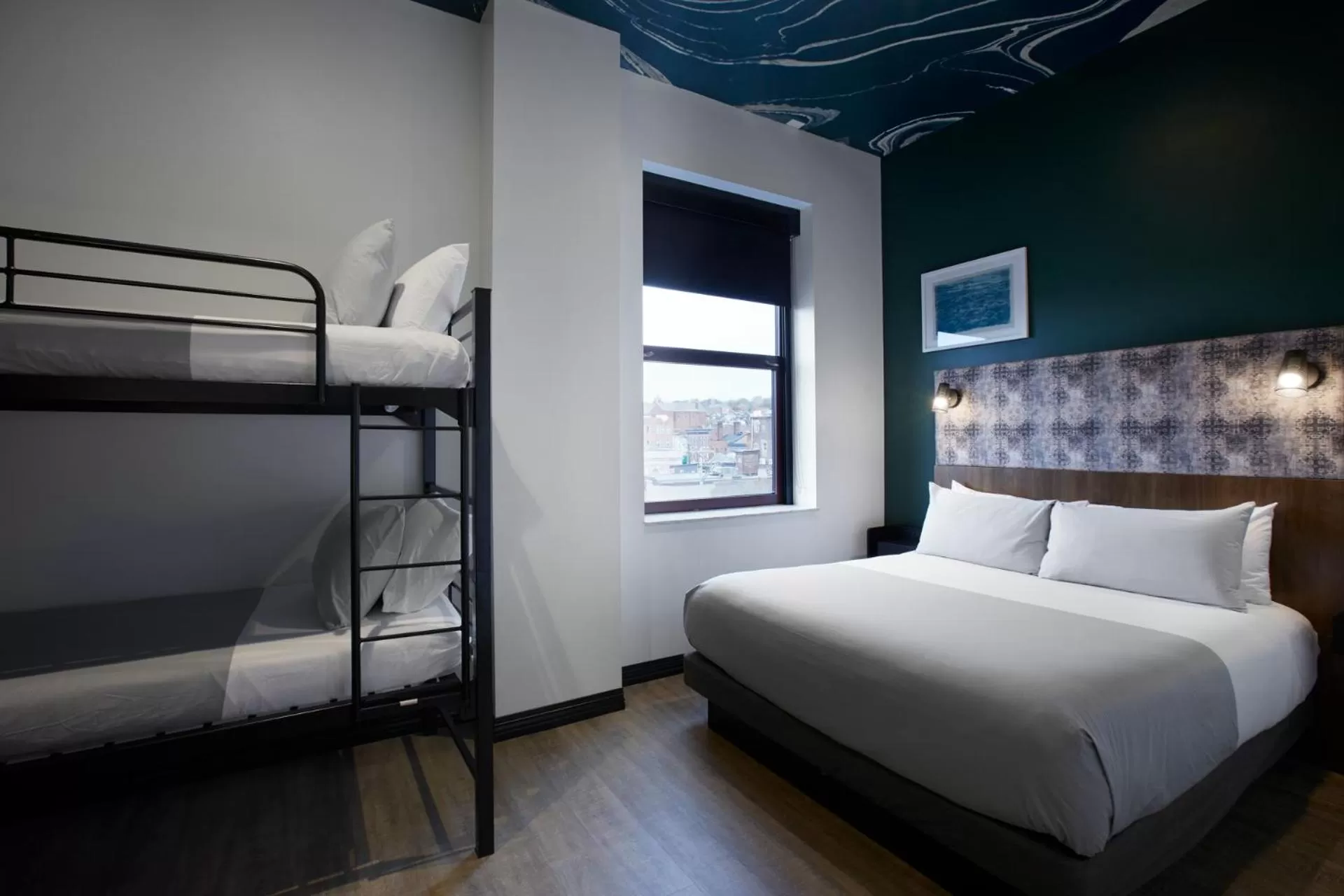 Bed in TRYP by Wyndham Pittsburgh/Lawrenceville