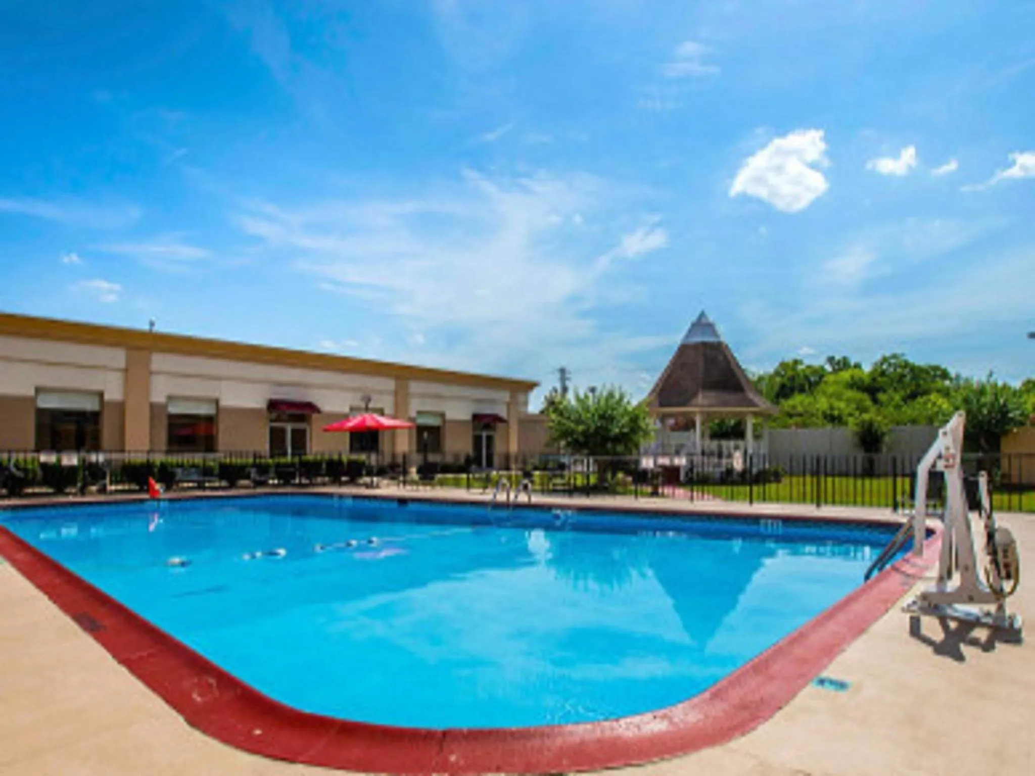 Swimming pool in Ramada by Wyndham Birmingham Airport