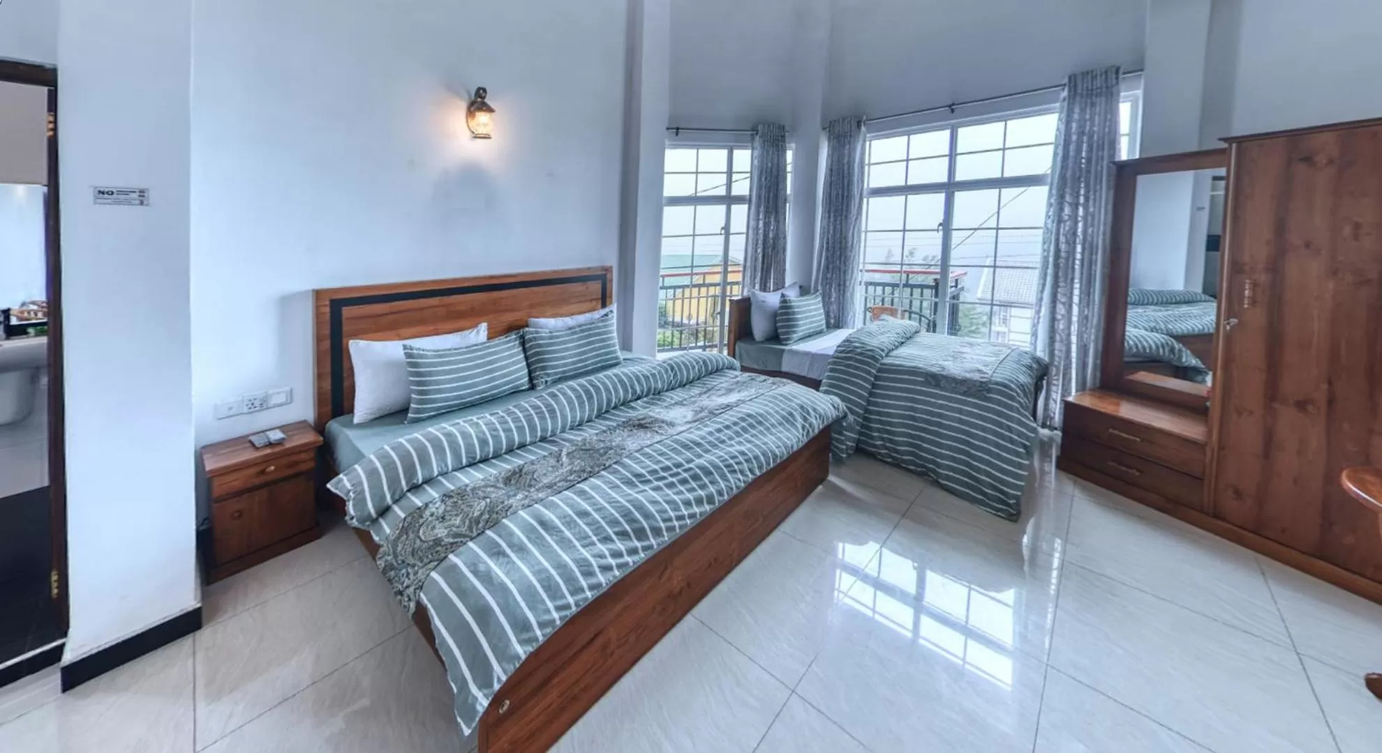 Photo of the whole room, Bed in Misthill Rest - Lavish Villa