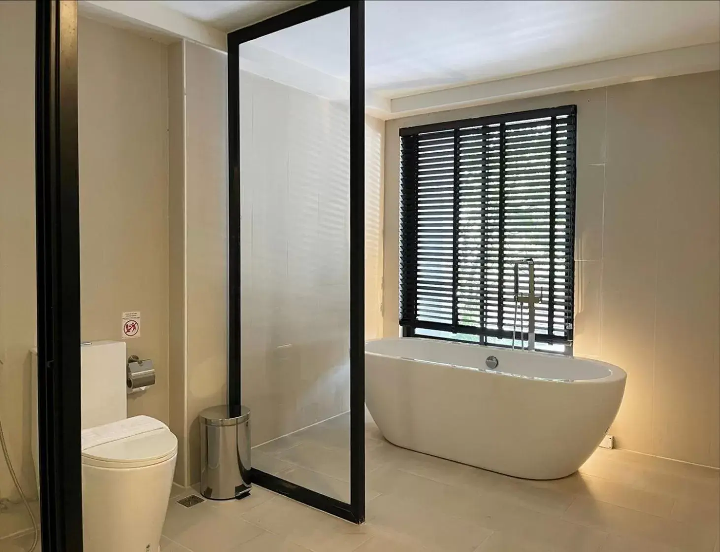 Deluxe Double Room with Bath in POR Santitham Deluxe Double Room with Bath in POR Santitham