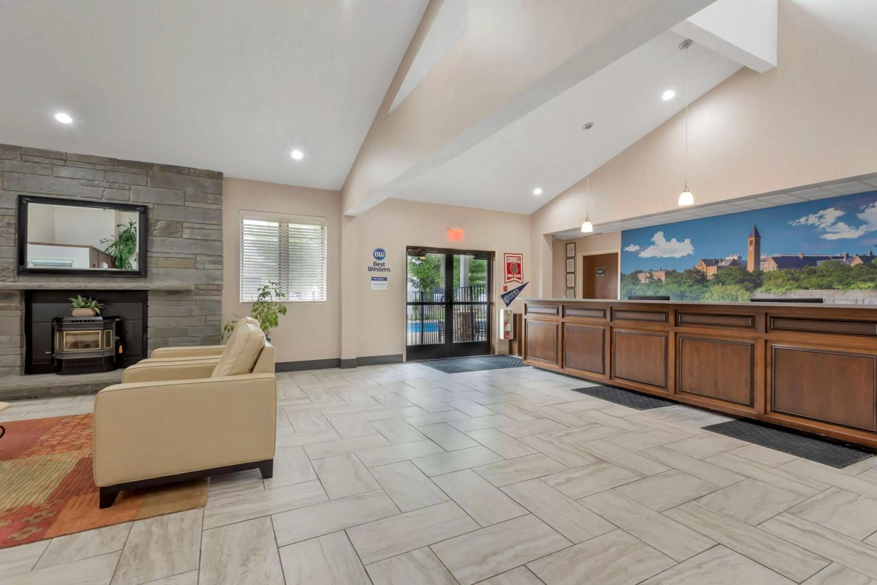 Lobby or reception in Best Western University Inn