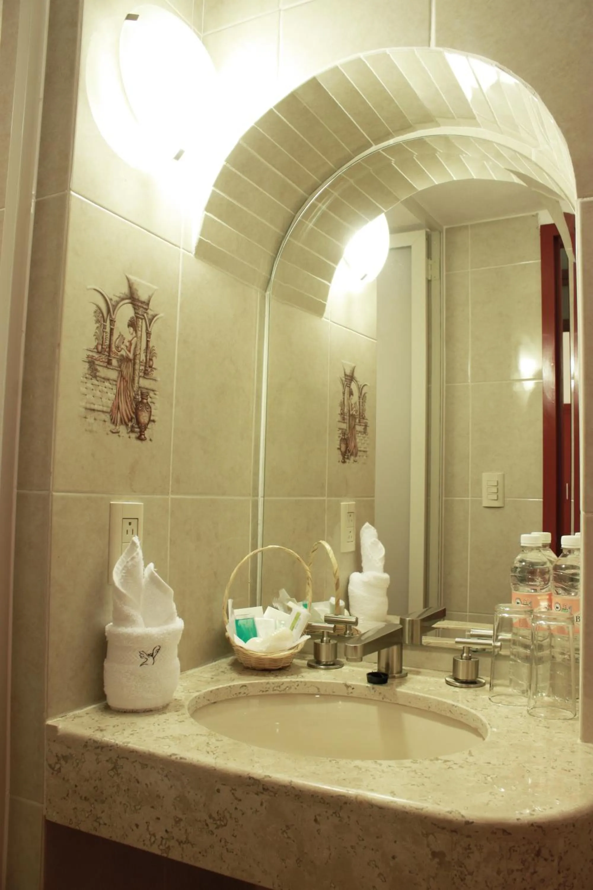 Toilet in Hotel de la Paz