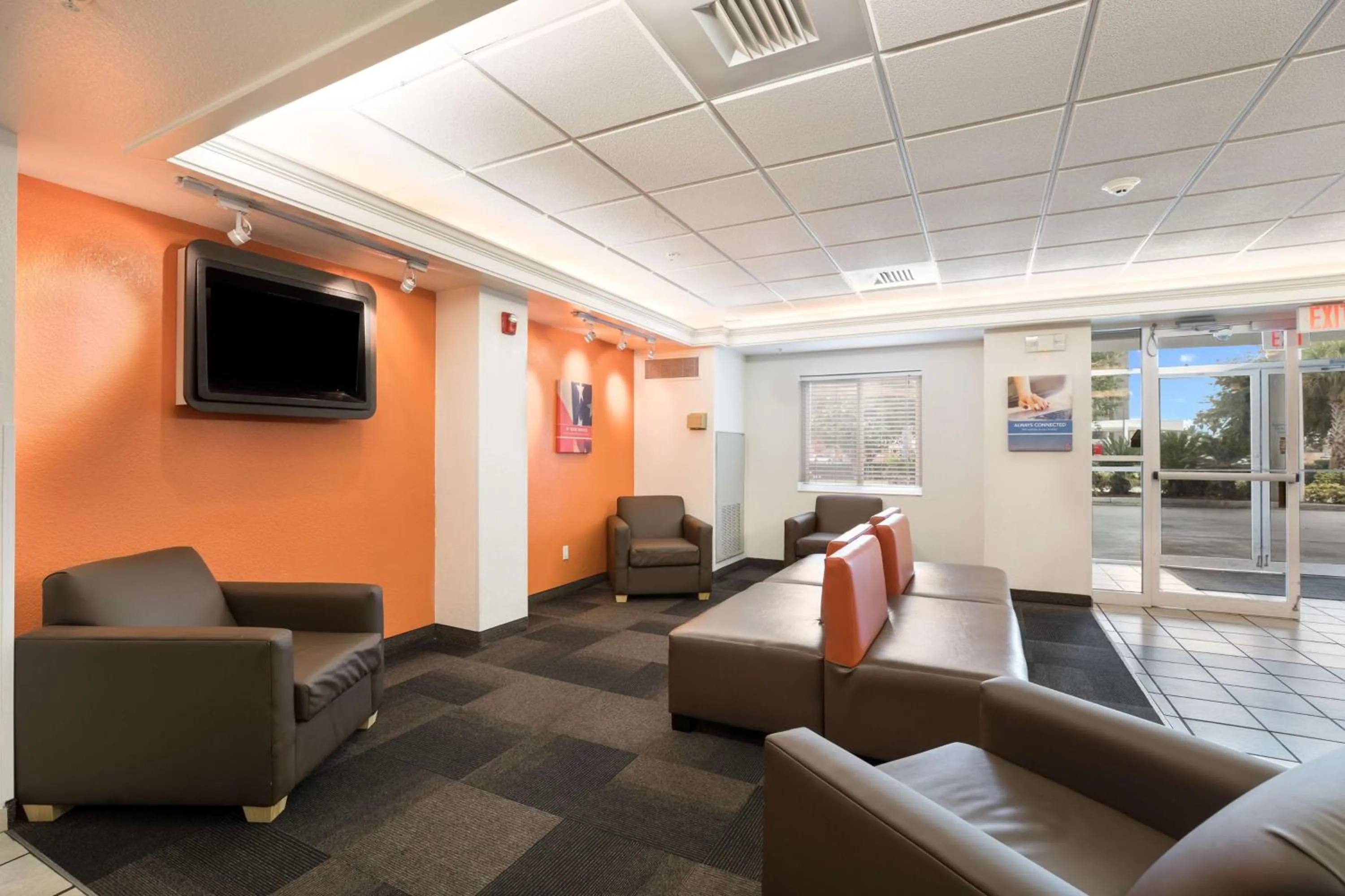 Lobby or reception in Motel 6-Orlando, FL - International Dr