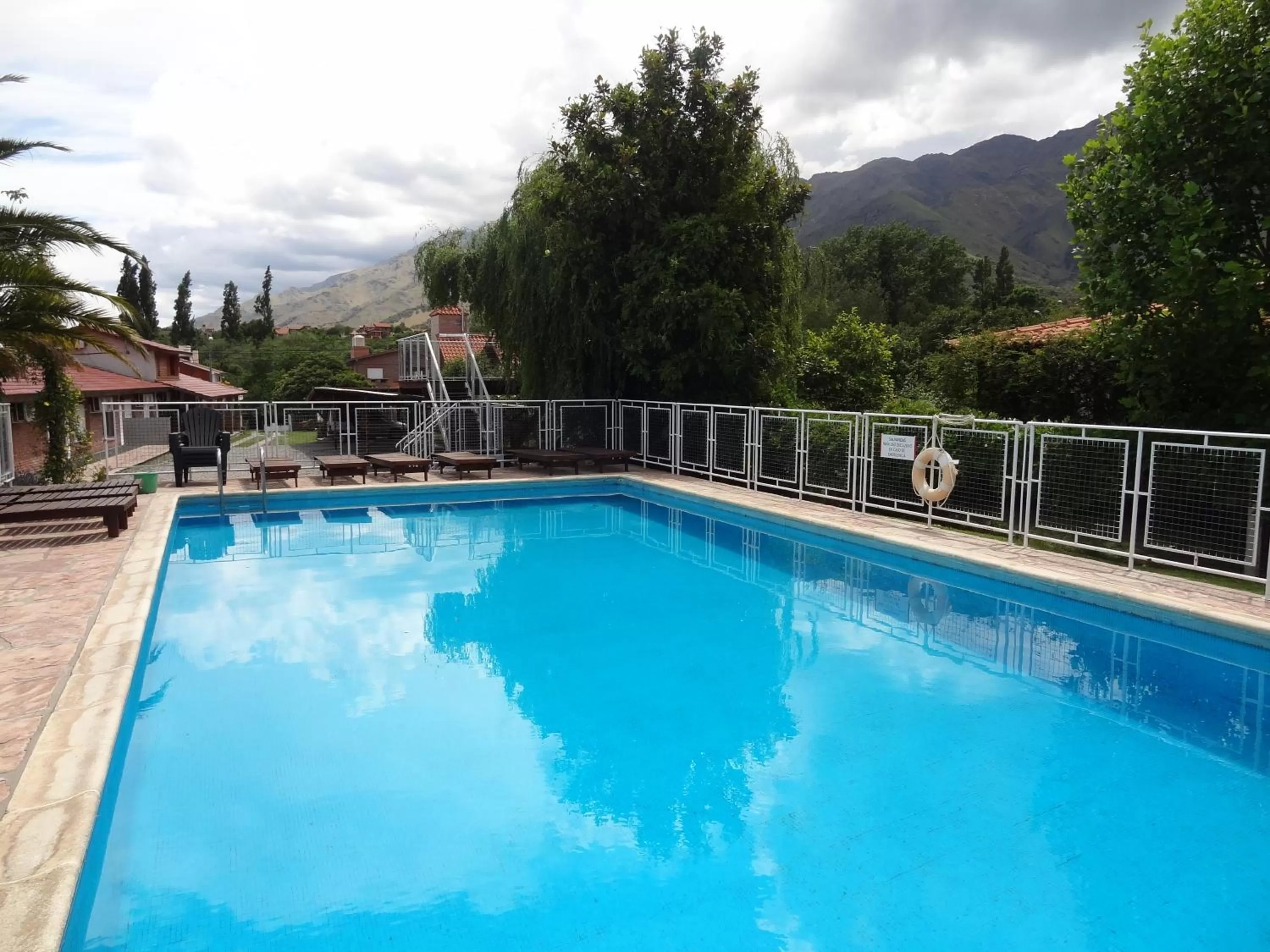 Swimming pool in Hostería Lida