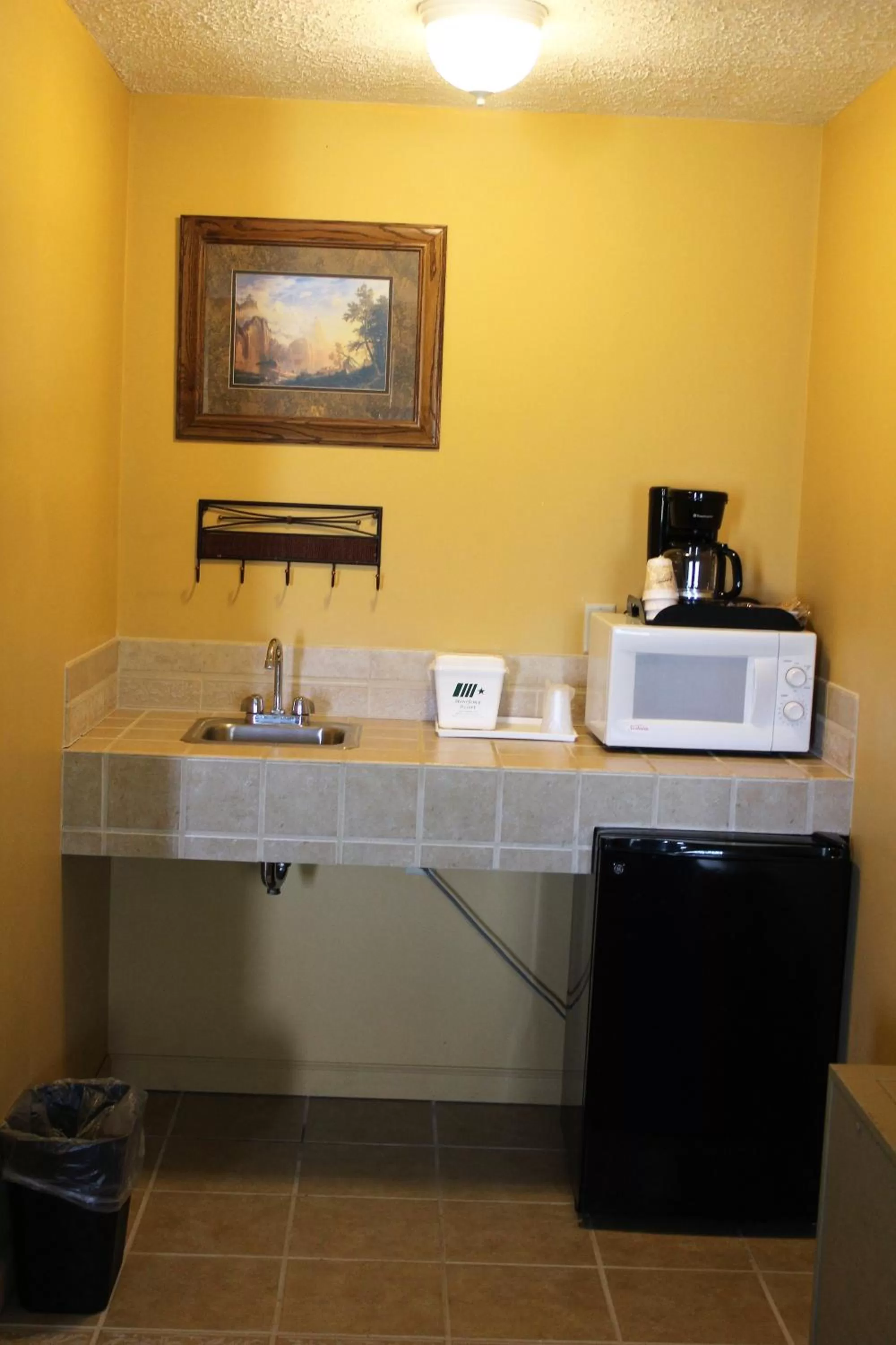 Kitchen or kitchenette in Stone Fence Resort