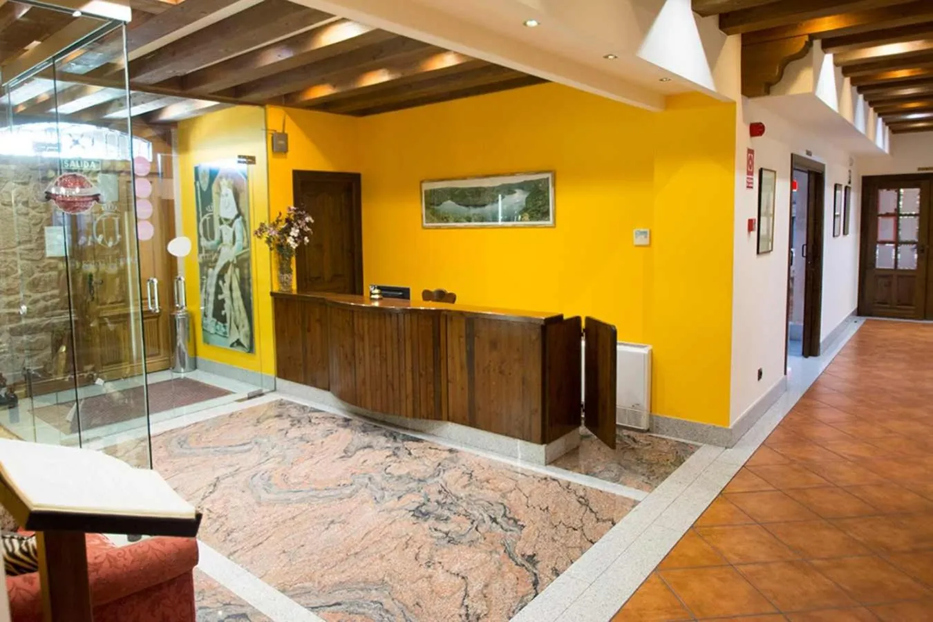Lobby or reception in Posada Doña Urraca