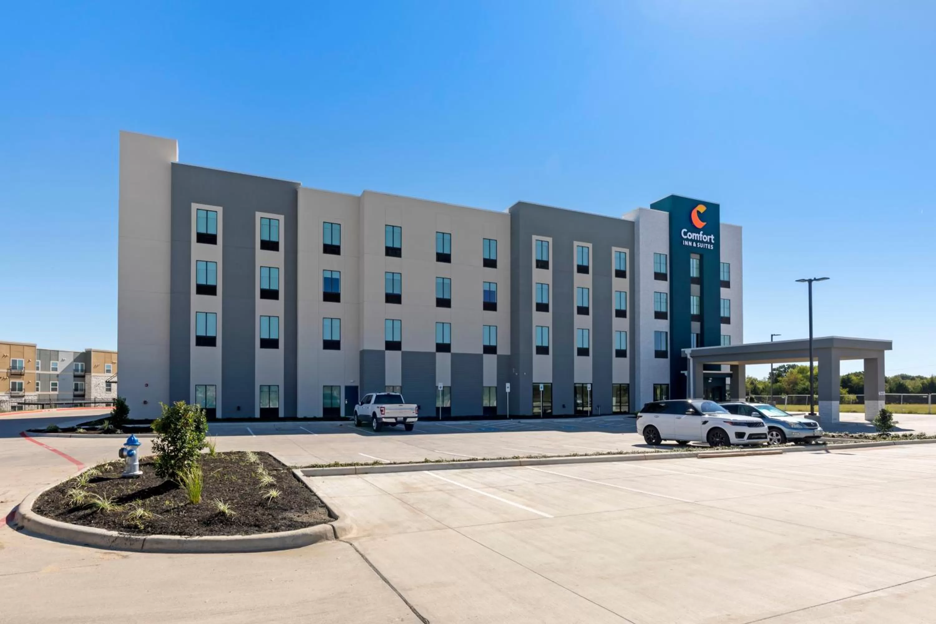 Property building in Comfort Inn & Suites Balch Springs - SE Dallas