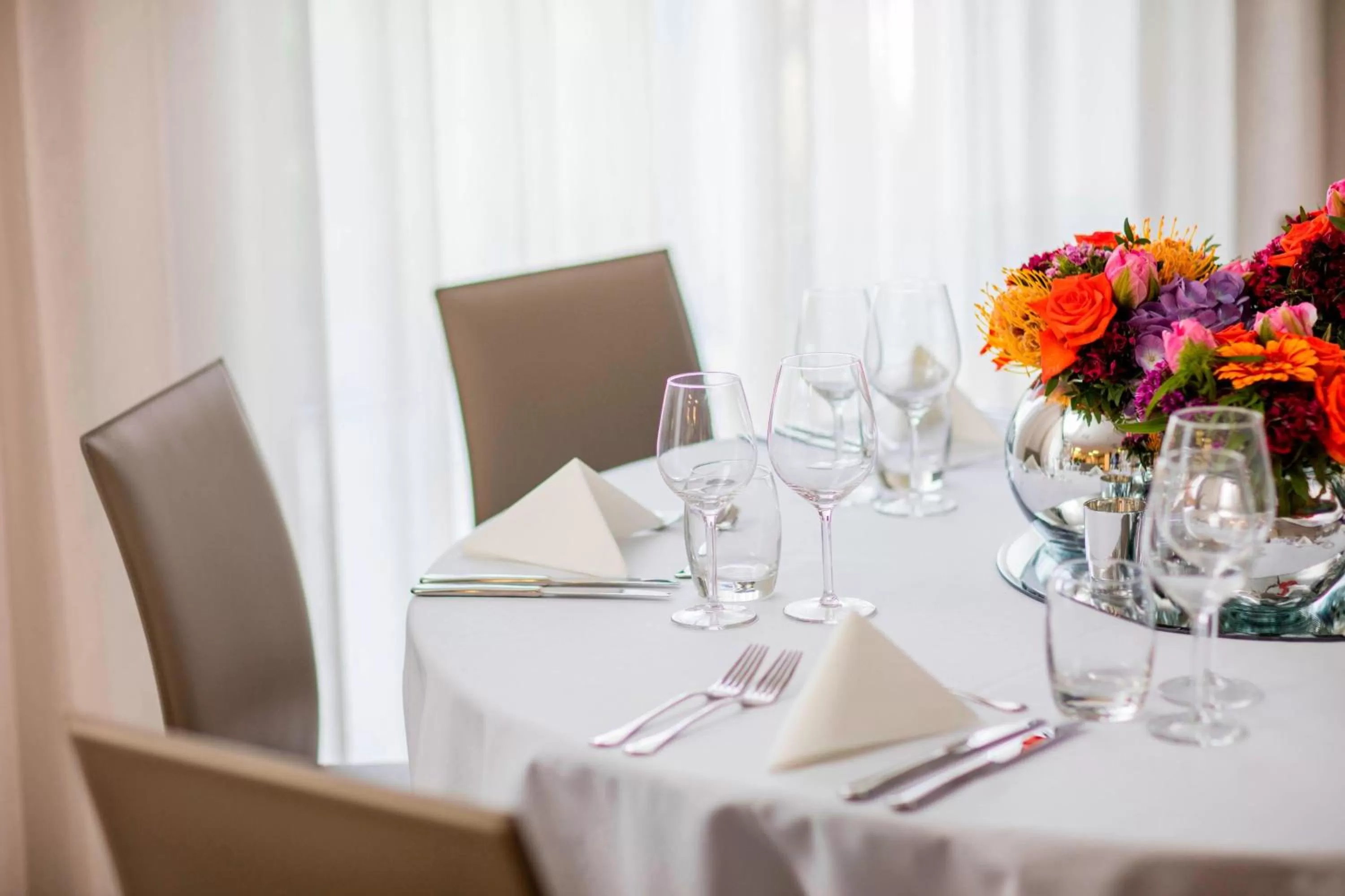 Restaurant/places to eat in AC Hotel by Marriott Manchester Salford Quays