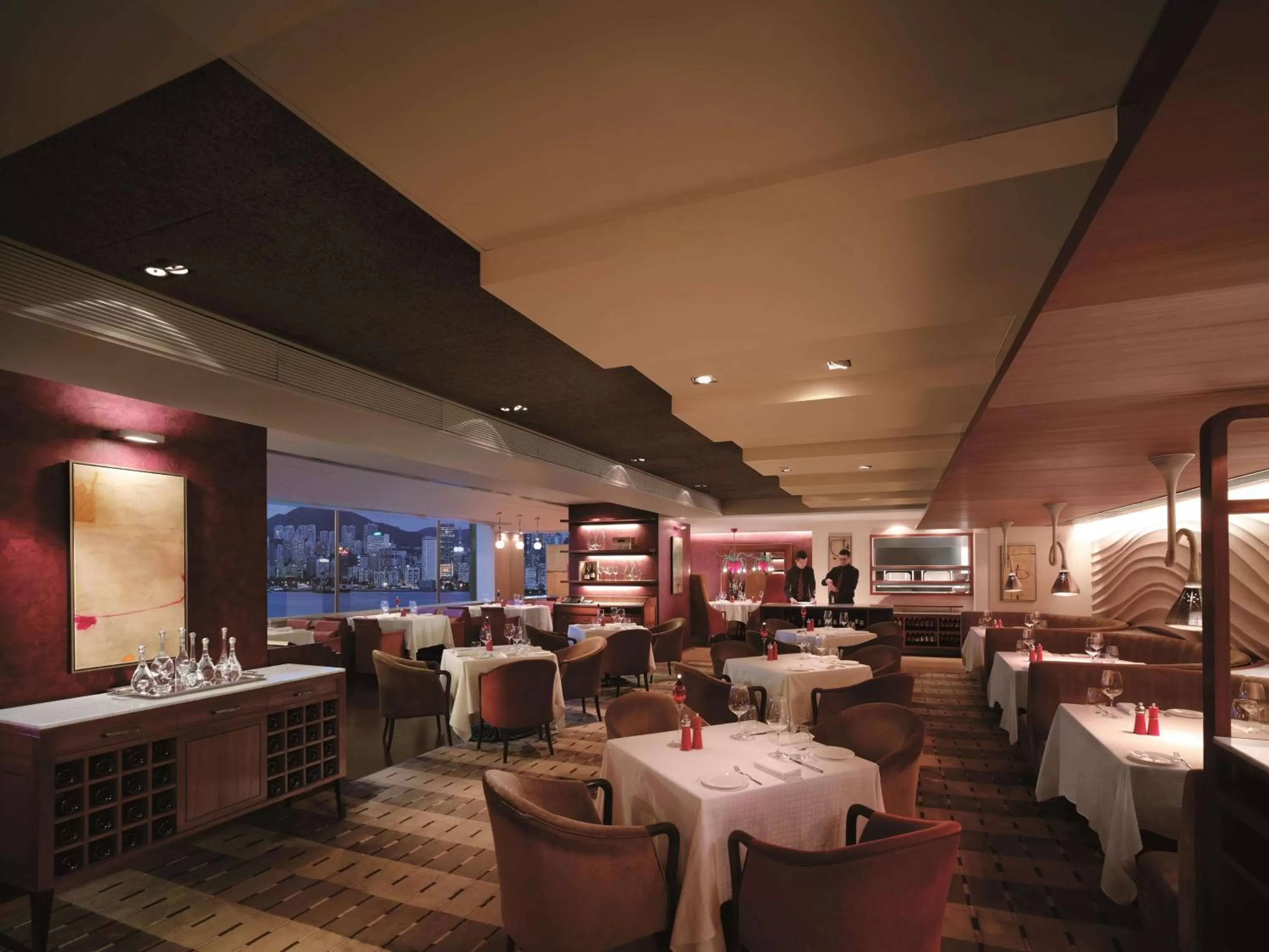 Restaurant/places to eat in Kowloon Shangri-La, Hong Kong