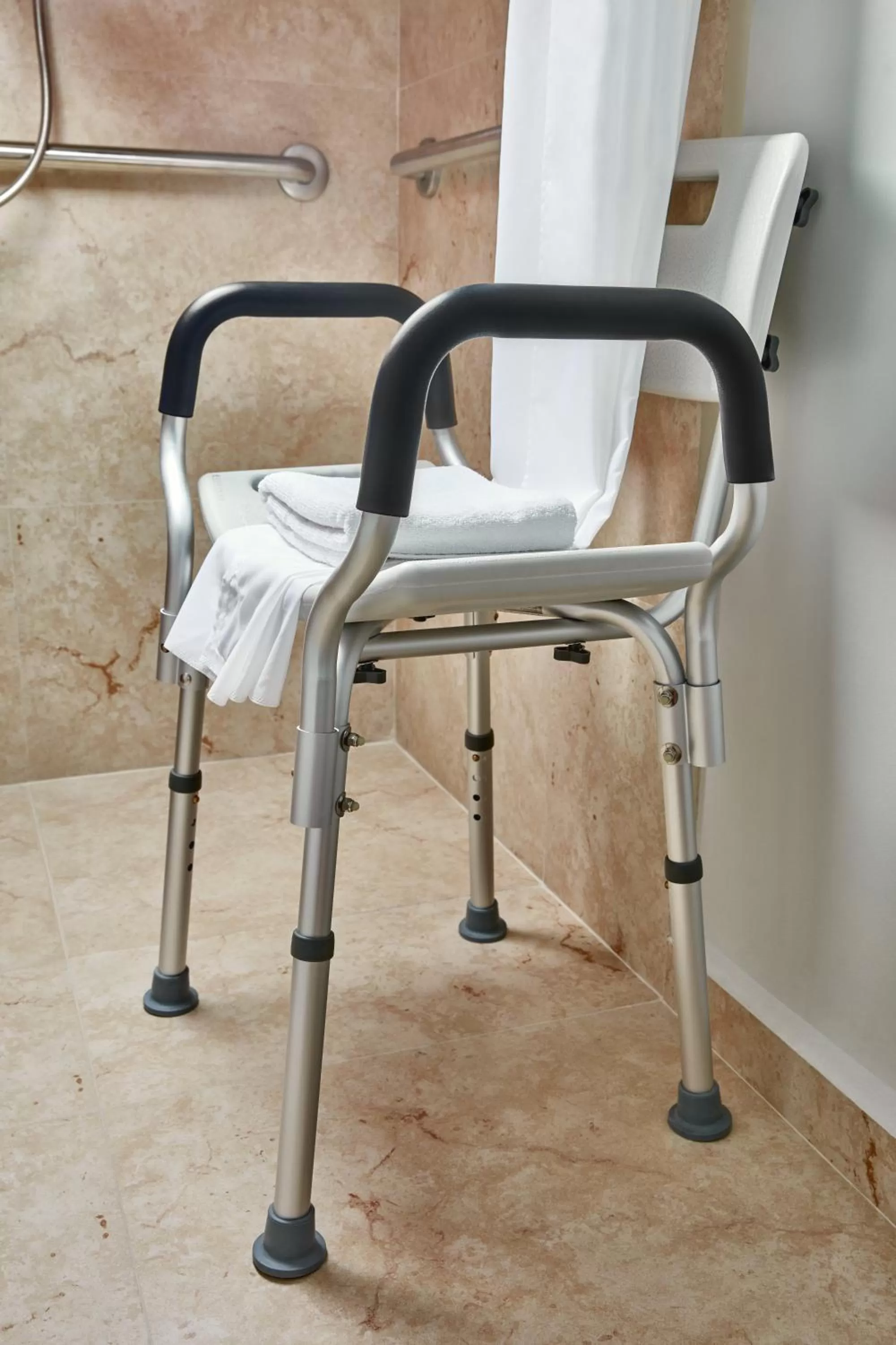 Bathroom in One Acapulco Diamante