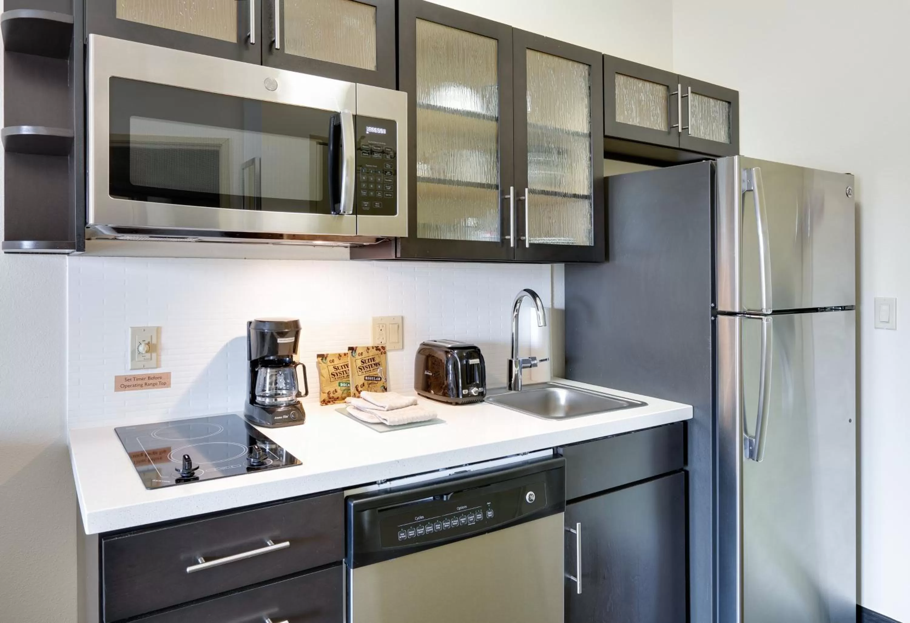 Queen Studio Suite - Hearing Accesible/ Non-Smoking in Candlewood Suites - Farmers Branch, an IHG Hotel