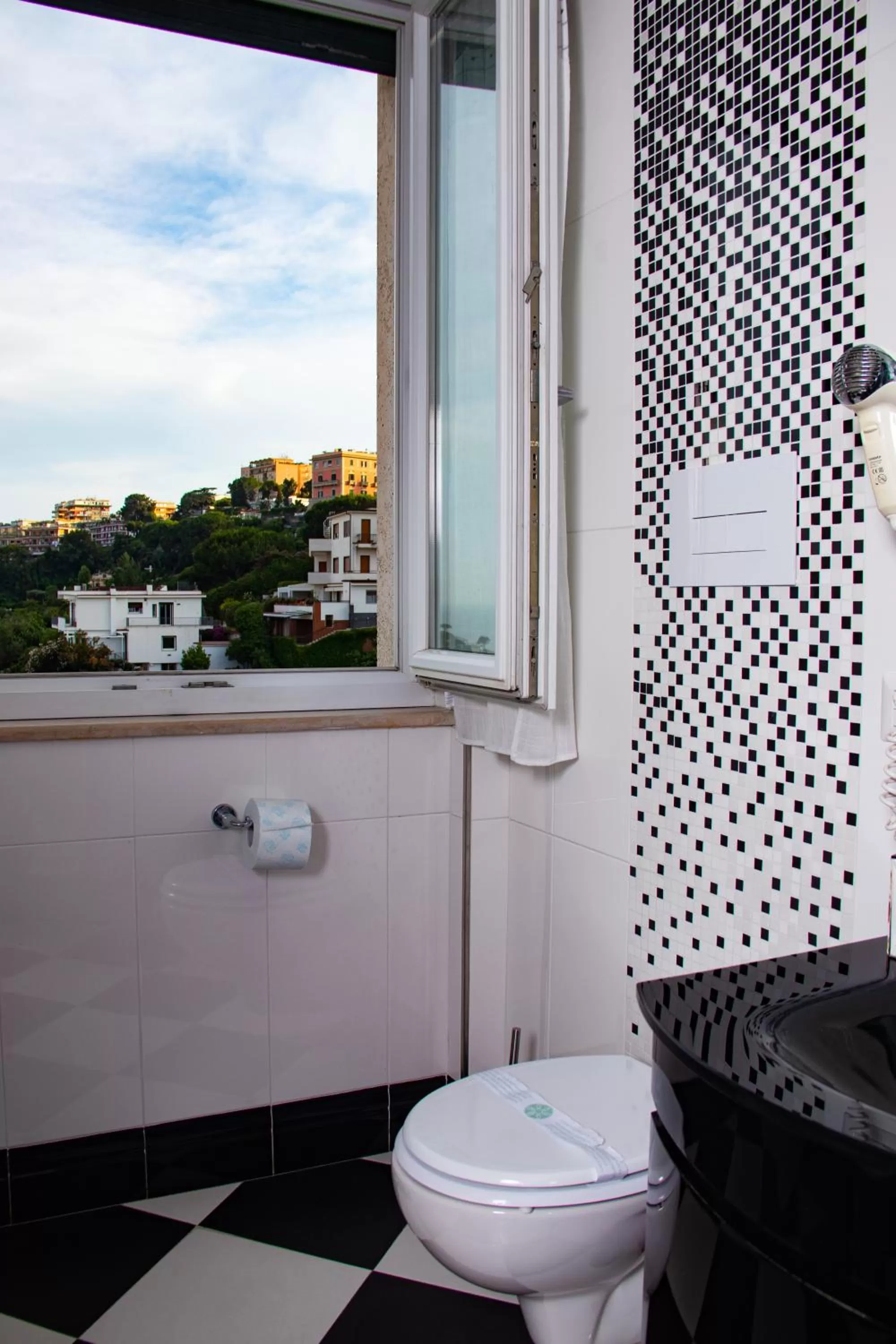 Toilet in Nido Dei Gabbiani