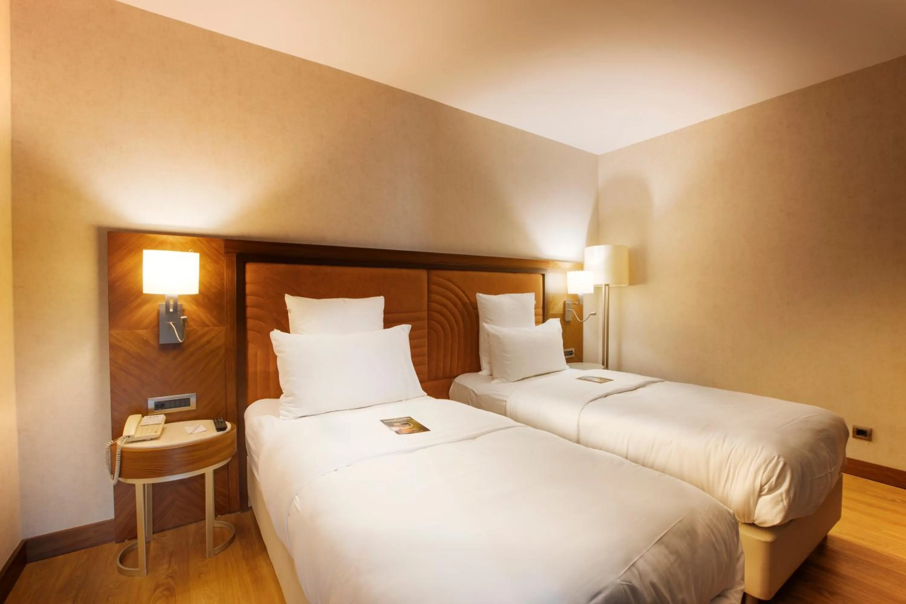 Bedroom, Bed in Mercure Istanbul Bakirkoy