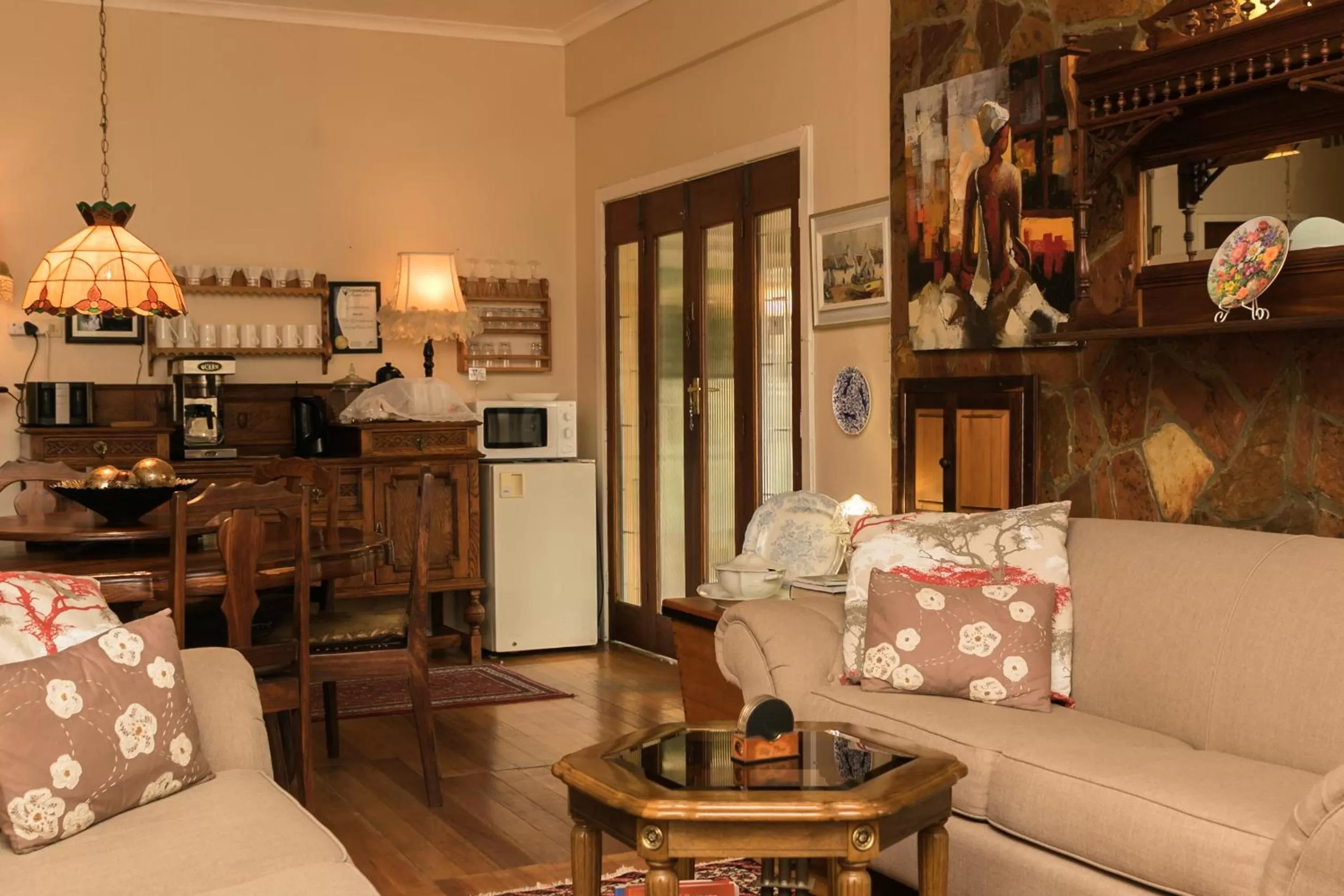 Dining area in Beau & I