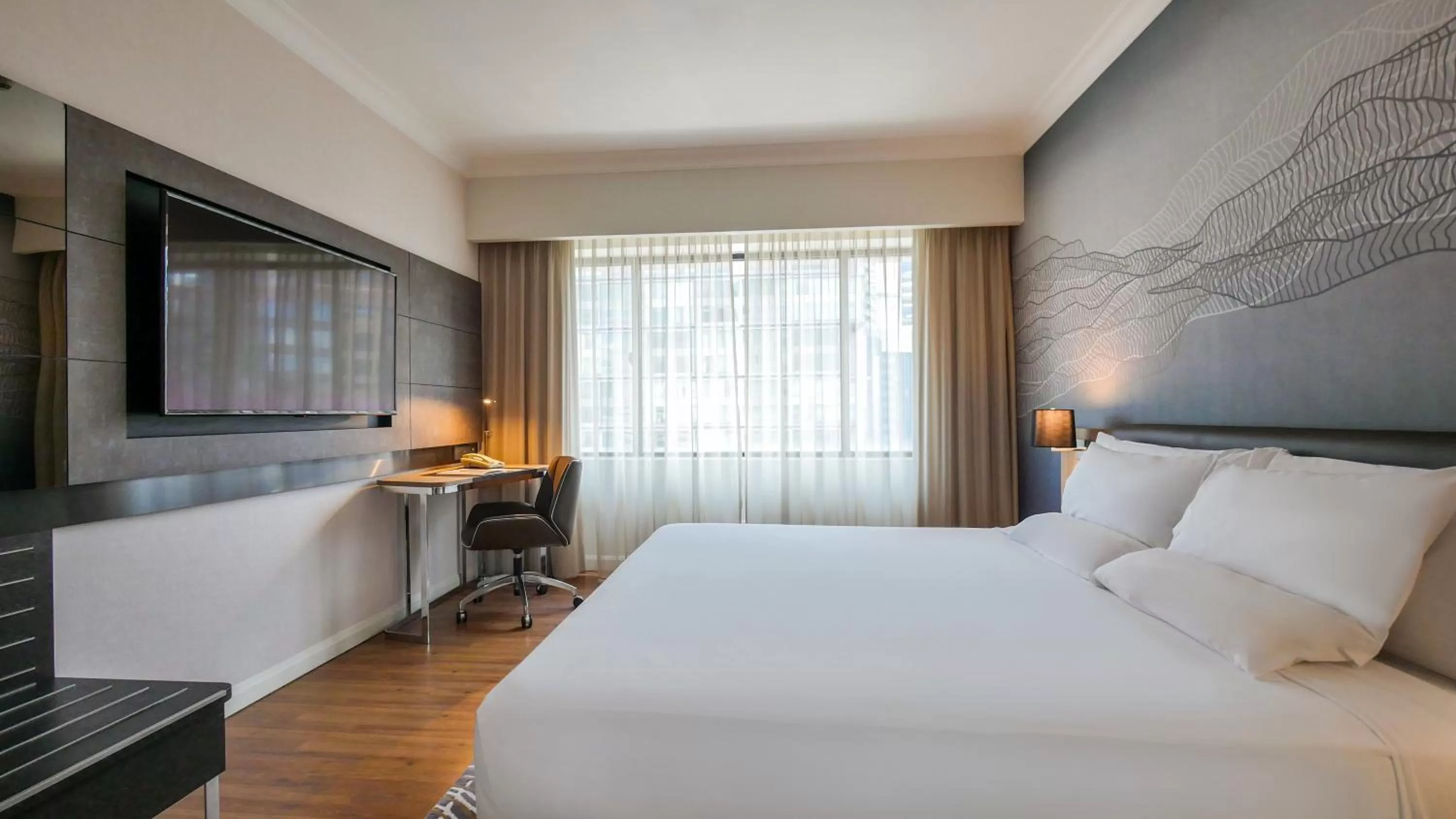 Shower, Bed in Novotel Kuala Lumpur City Centre