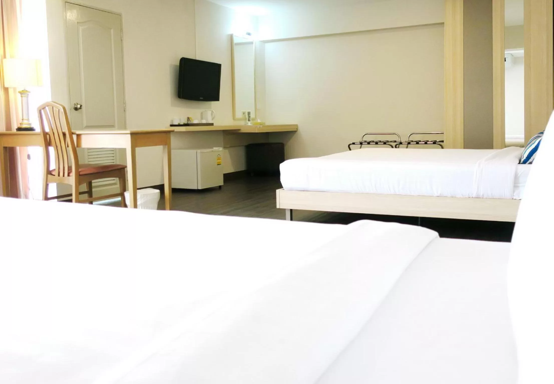 Bedroom, Bed in Samran Place Hotel