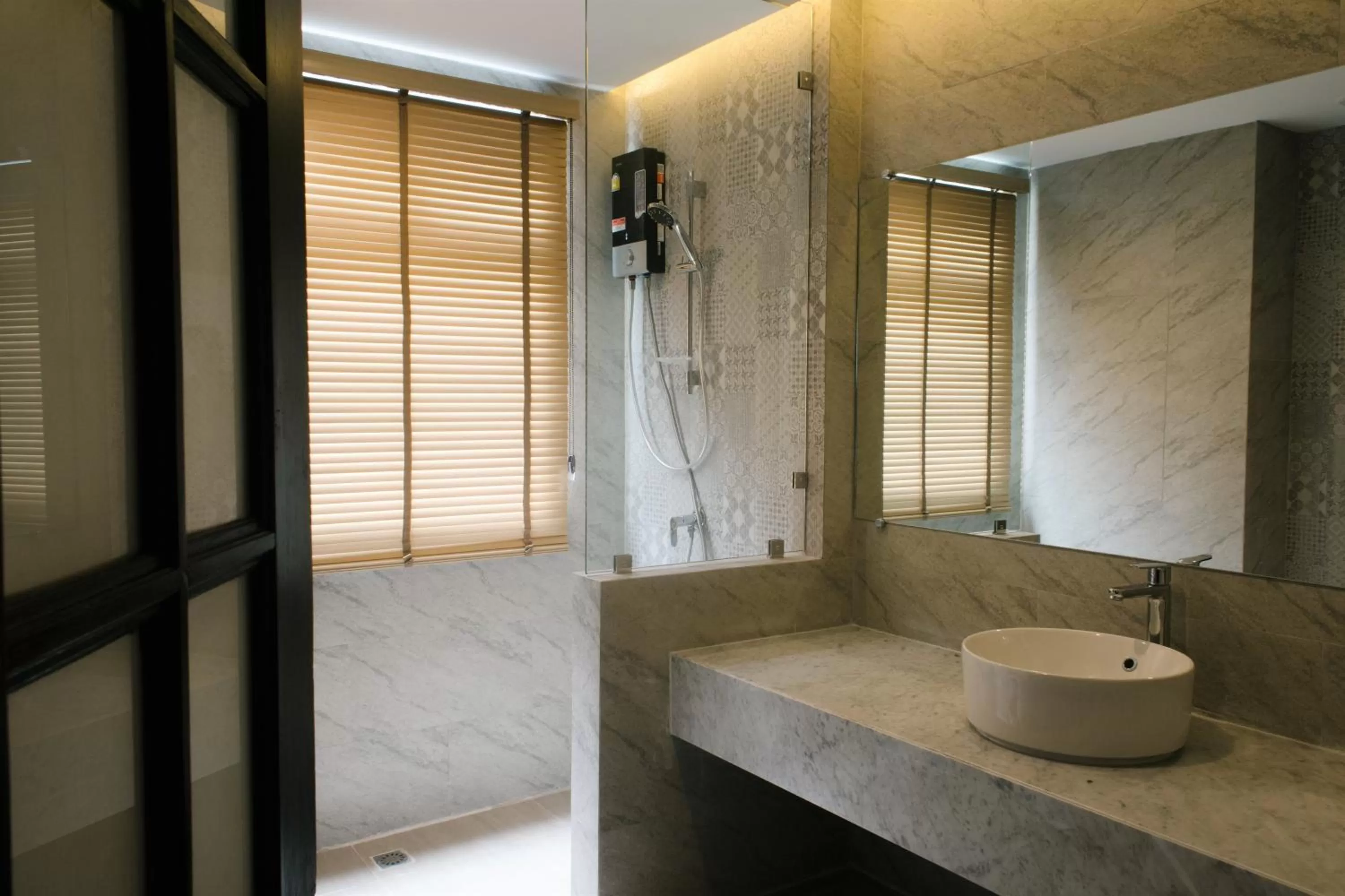 Shower in VAYNA Boutique Koh Chang