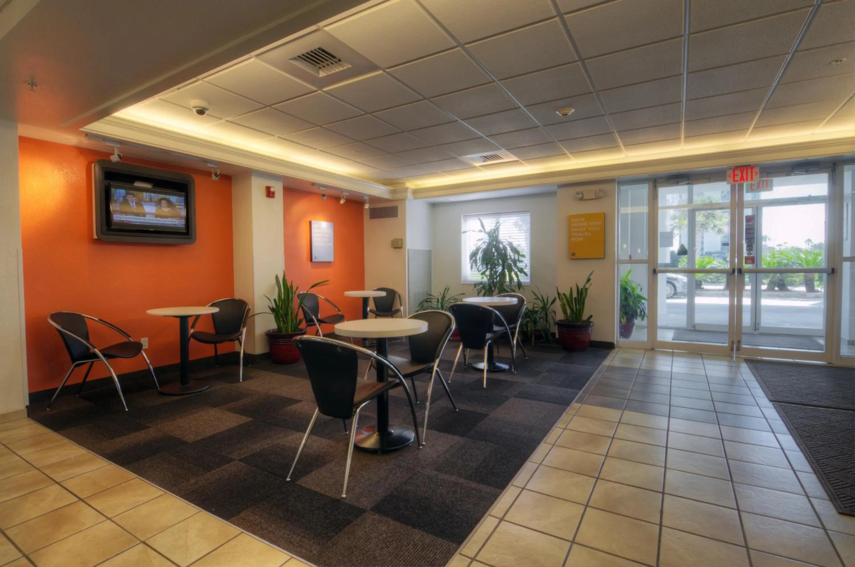 Restaurant/places to eat in Motel 6-Orlando, FL - International Dr