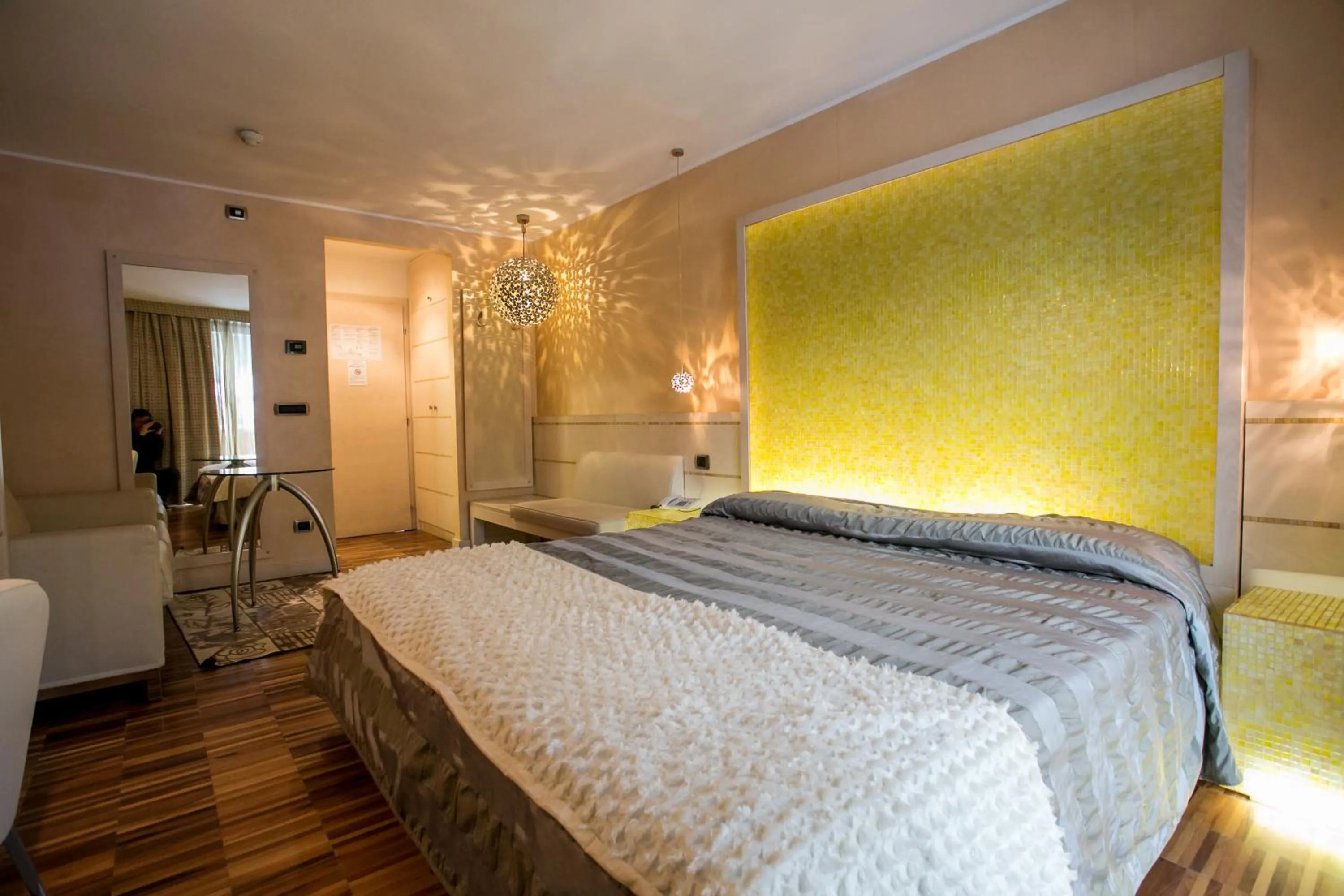 Bed in Design Oberosler Hotel