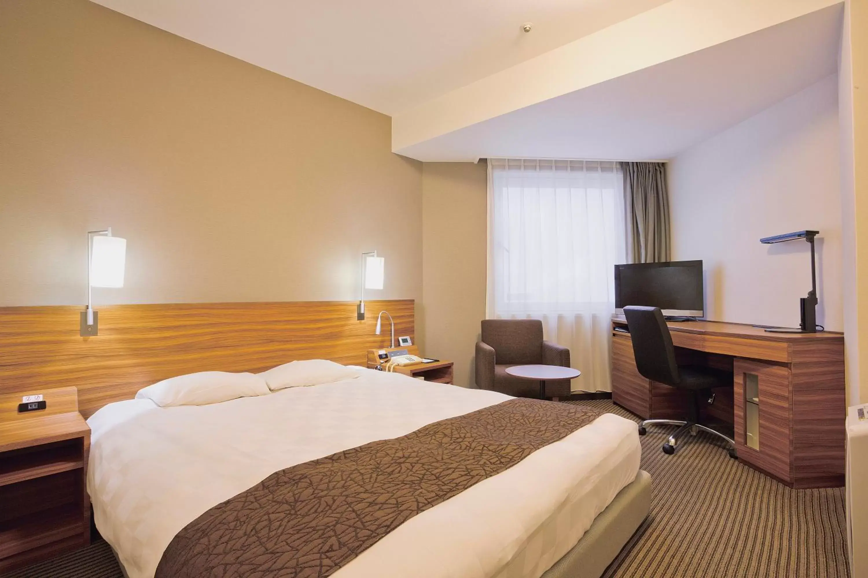 Standard Double Room with No View - single occupancy - Non-Smoking in Kichijoji Tokyu REI Hotel Standard Double Room with No View - single occupancy - Non-Smoking in Kichijoji Tokyu REI Hotel