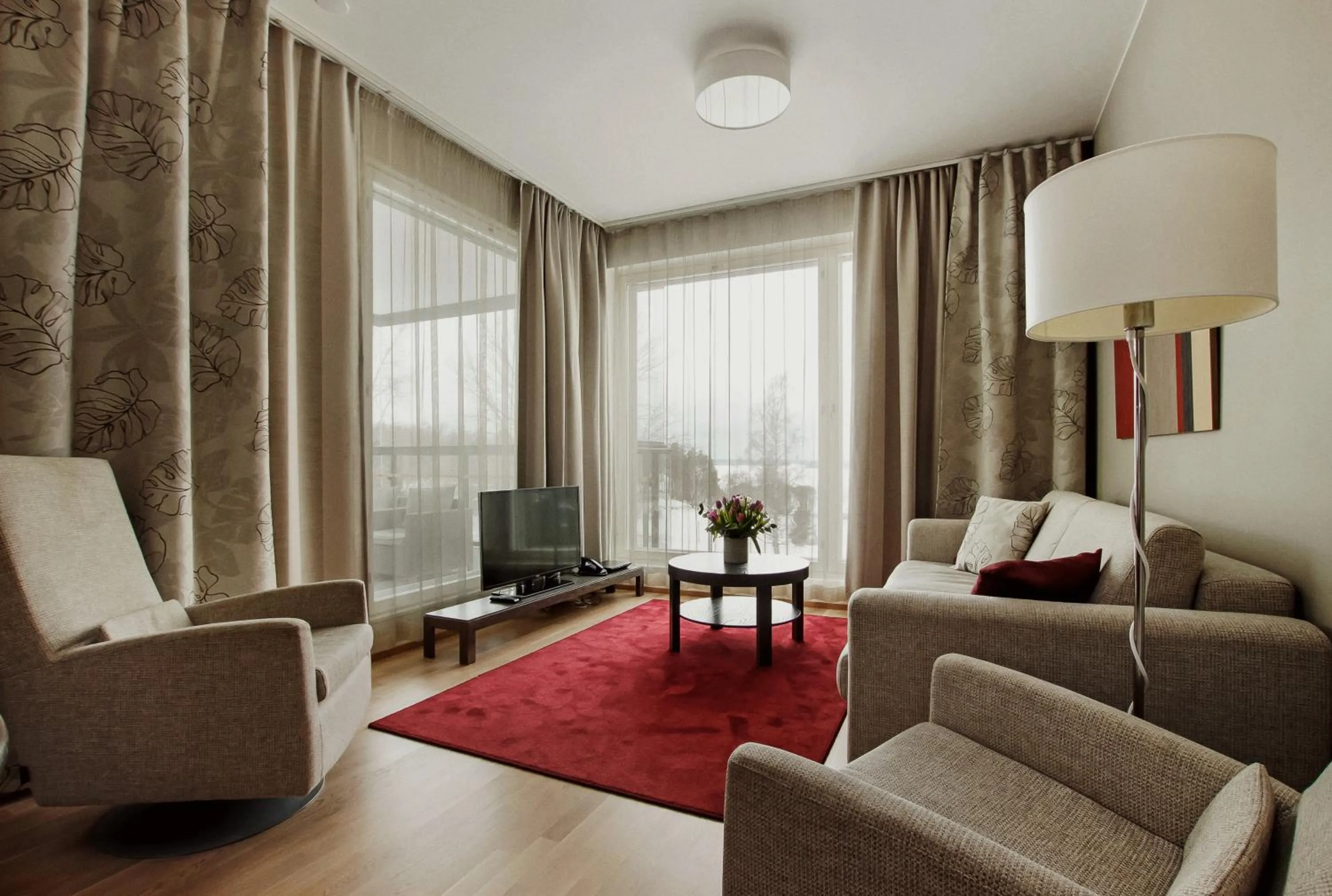 TV and multimedia in Holiday Club Saimaa Apartments