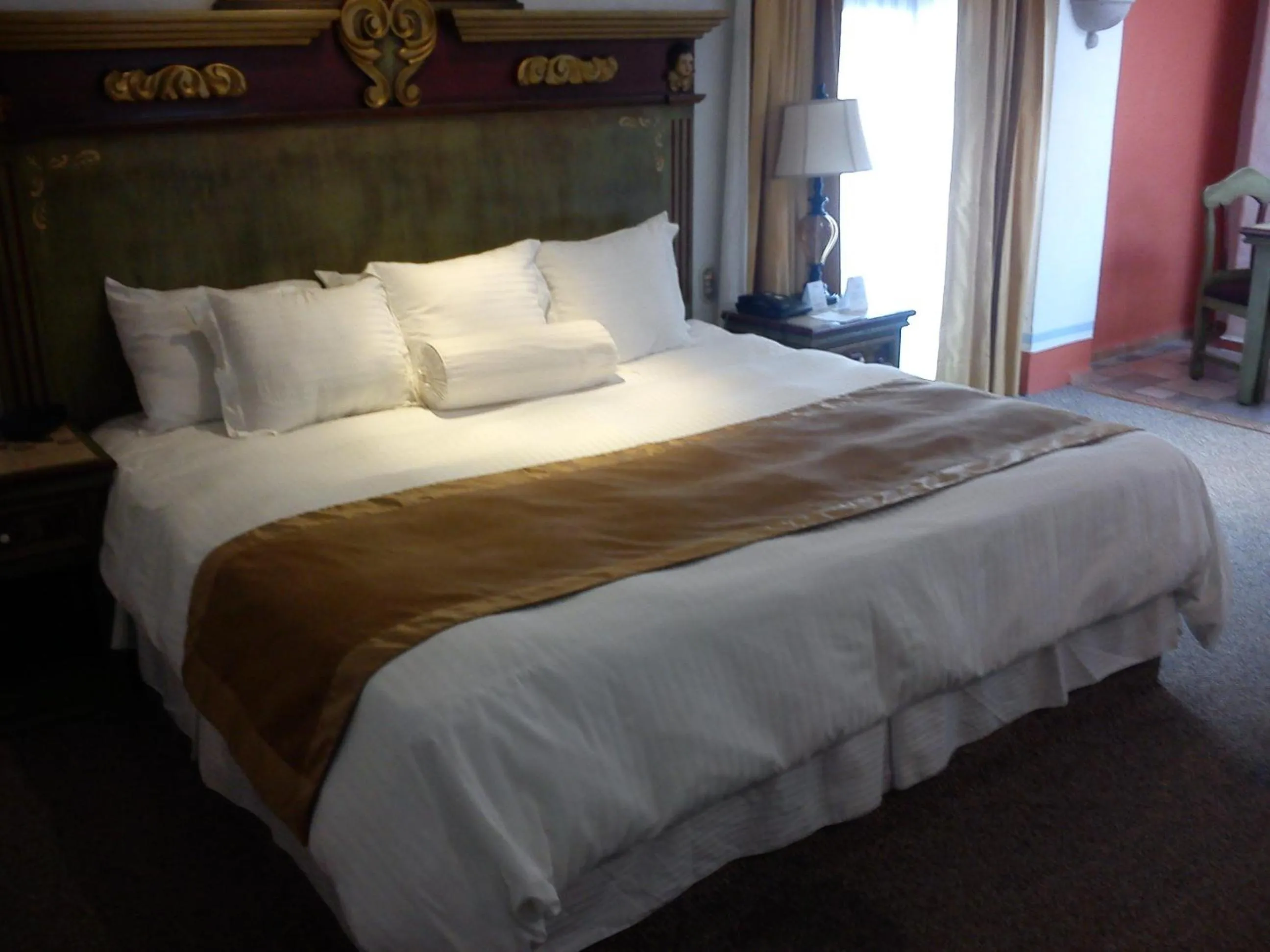 Bedroom, Bed in Howard Johnson by Wyndham Morelia Calle Real