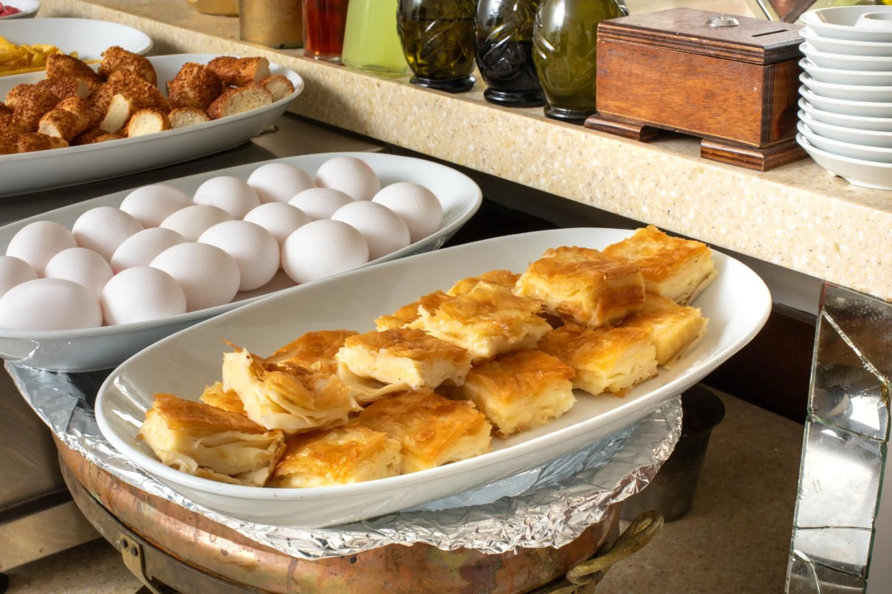 Restaurant/places to eat in Elan Hotel Istanbul Pera