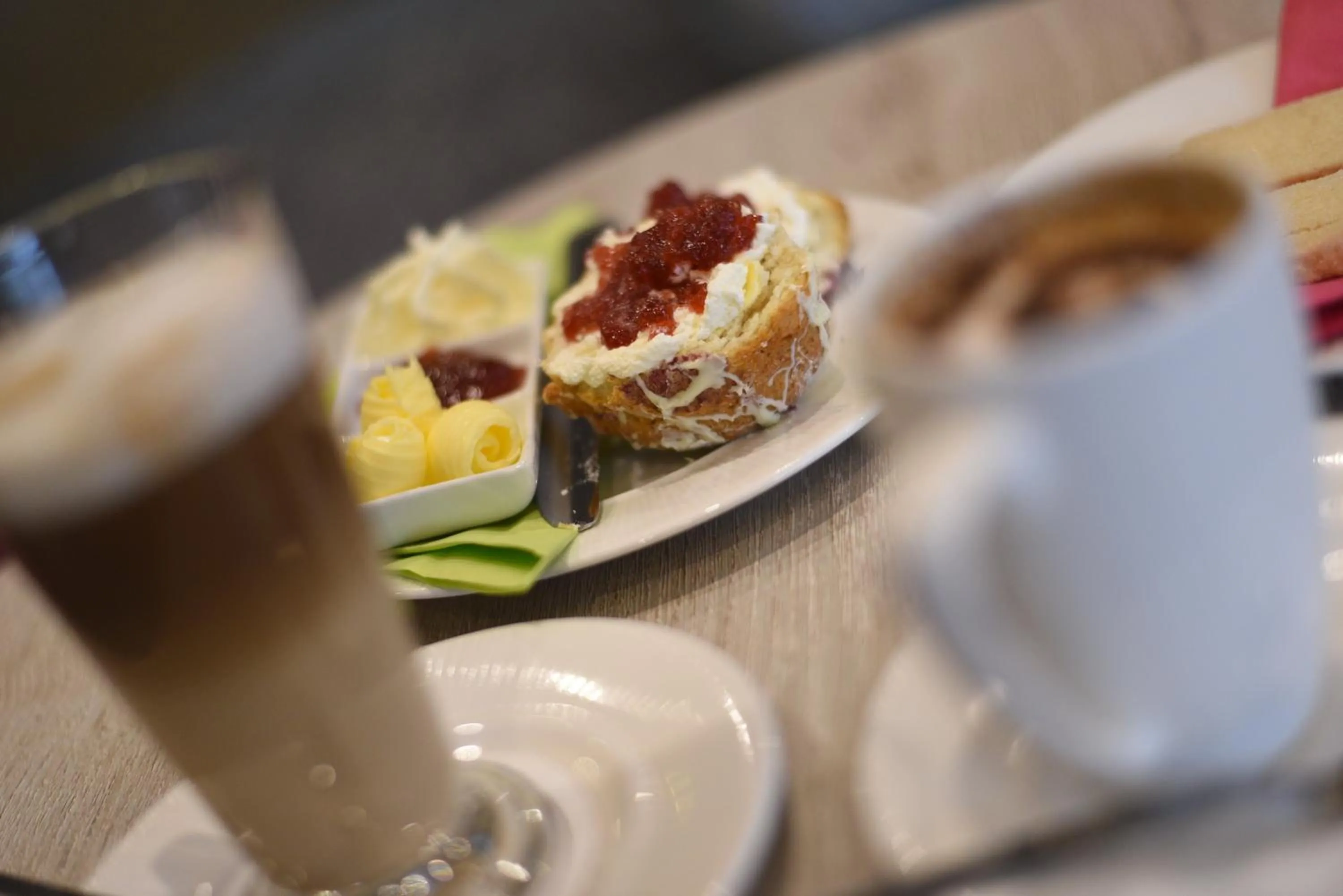 Restaurant/places to eat in The Lodge Hotel