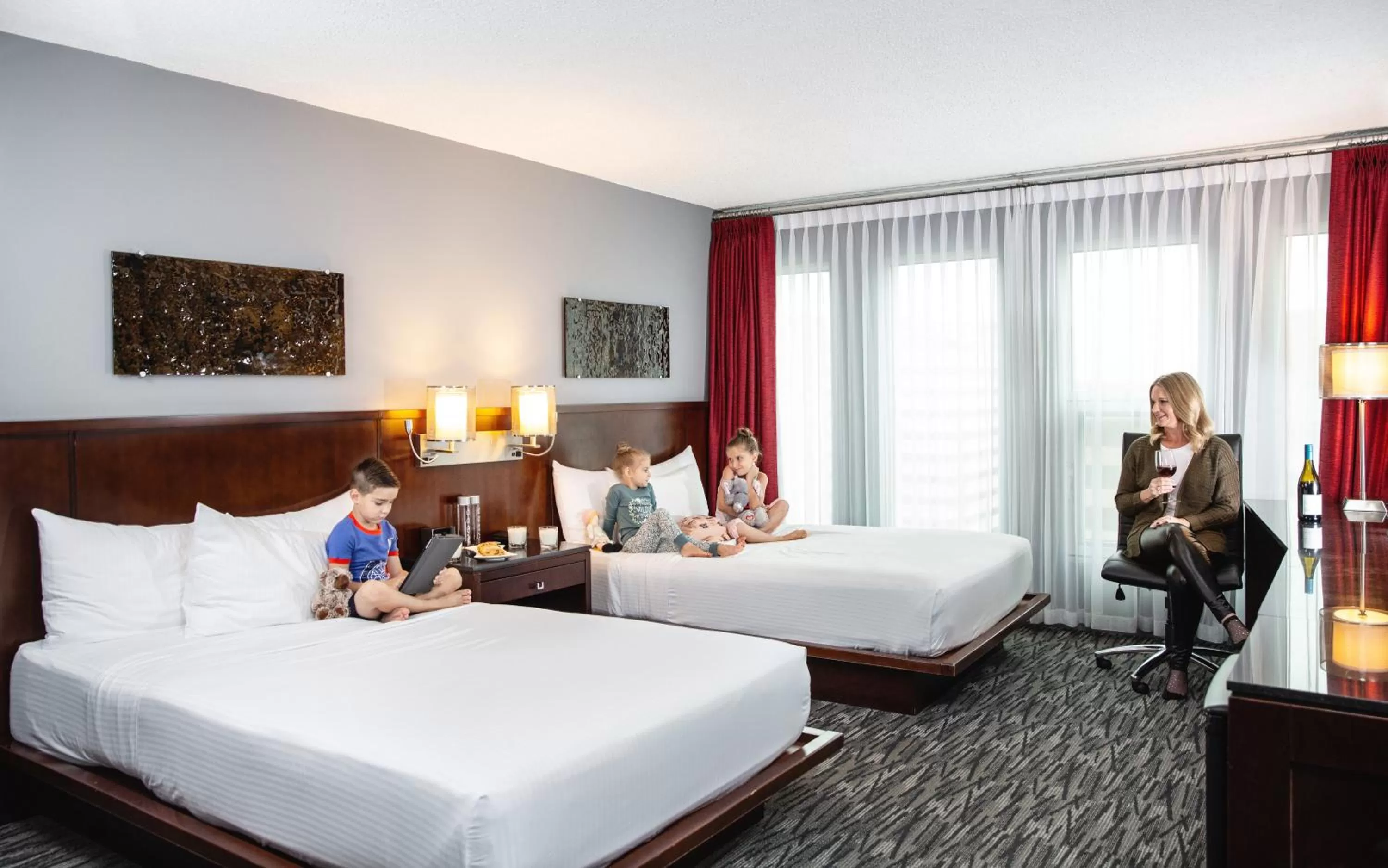 Bedroom, Bed in Matrix Hotel