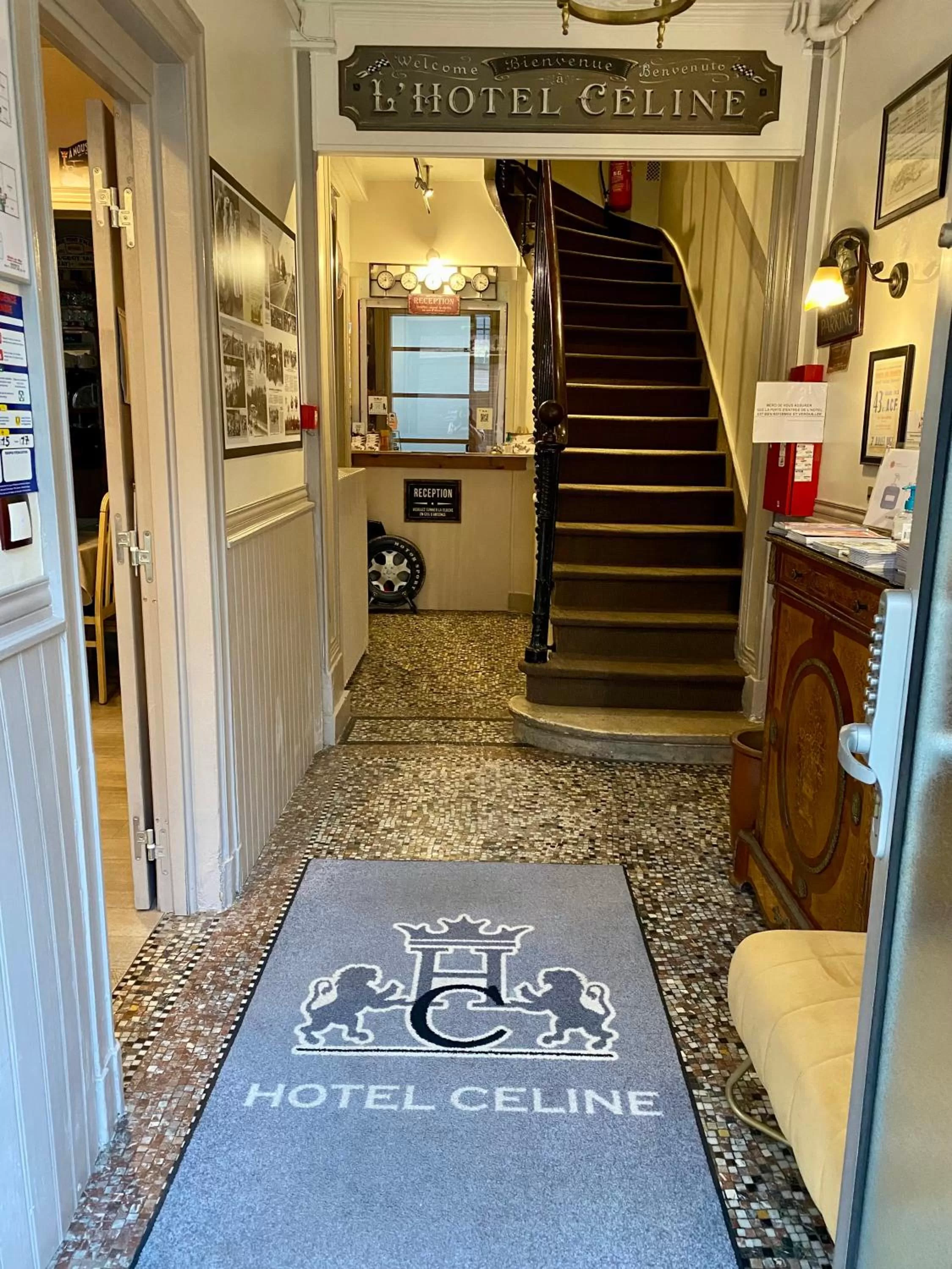 Facade/entrance, Lobby/Reception in Hôtel Céline - Hôtel de la Gare