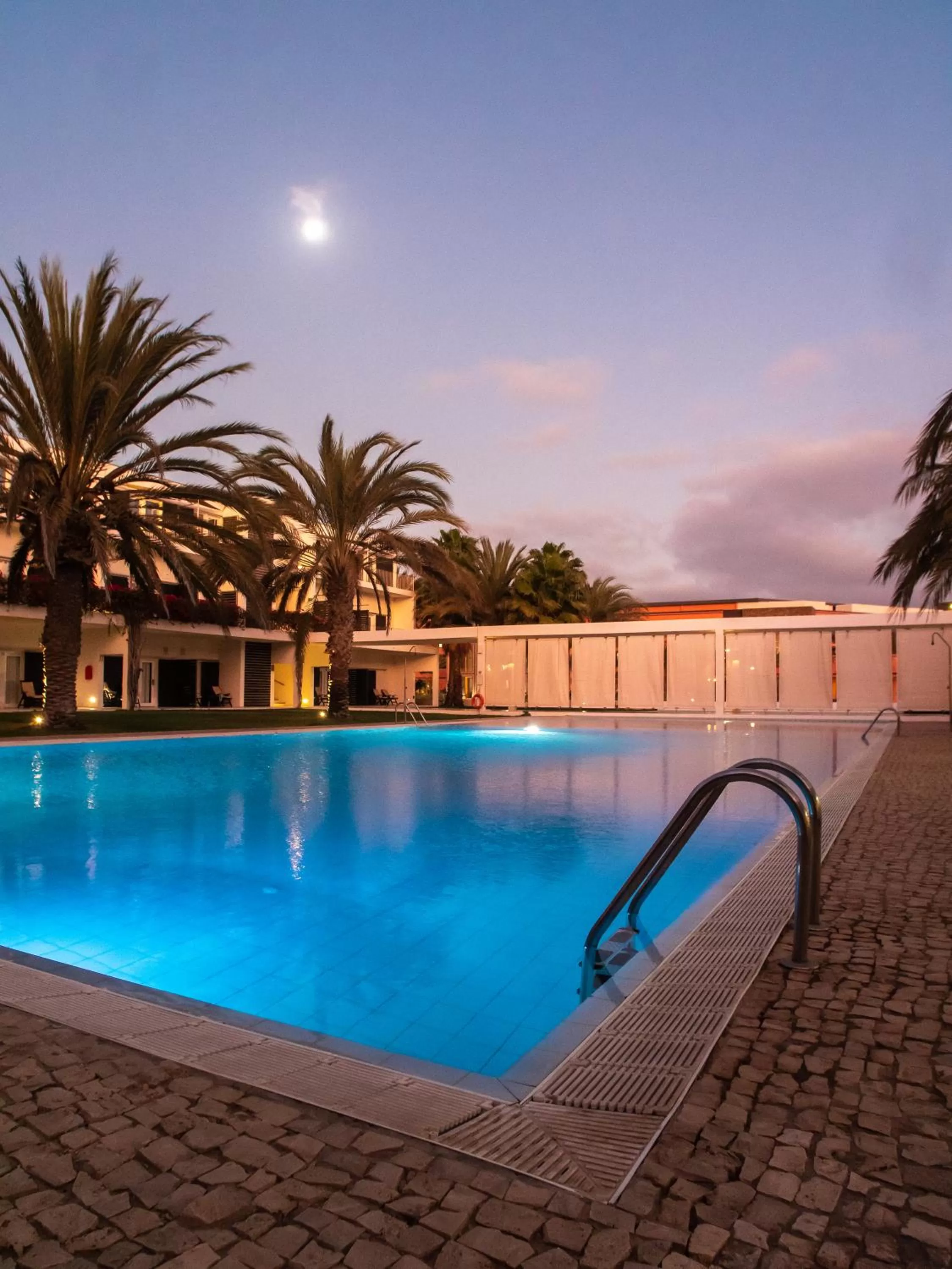 Swimming pool in Hotel Dunas de Sal