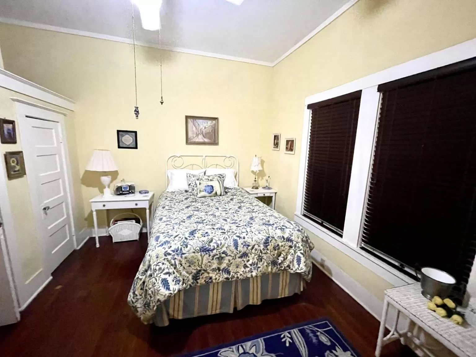 Bed in Grady House Bed and Breakfast