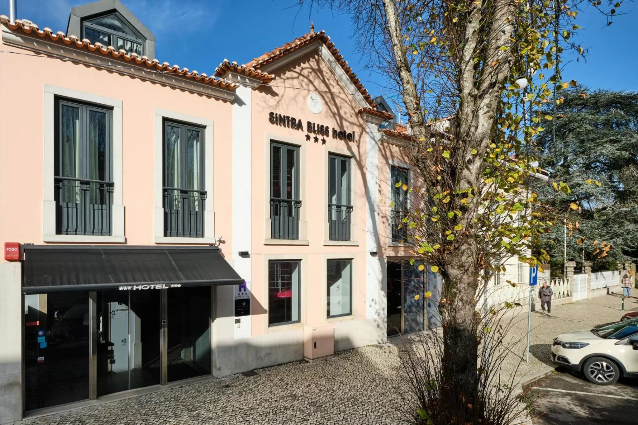 Property building in Sintra Bliss Hotel