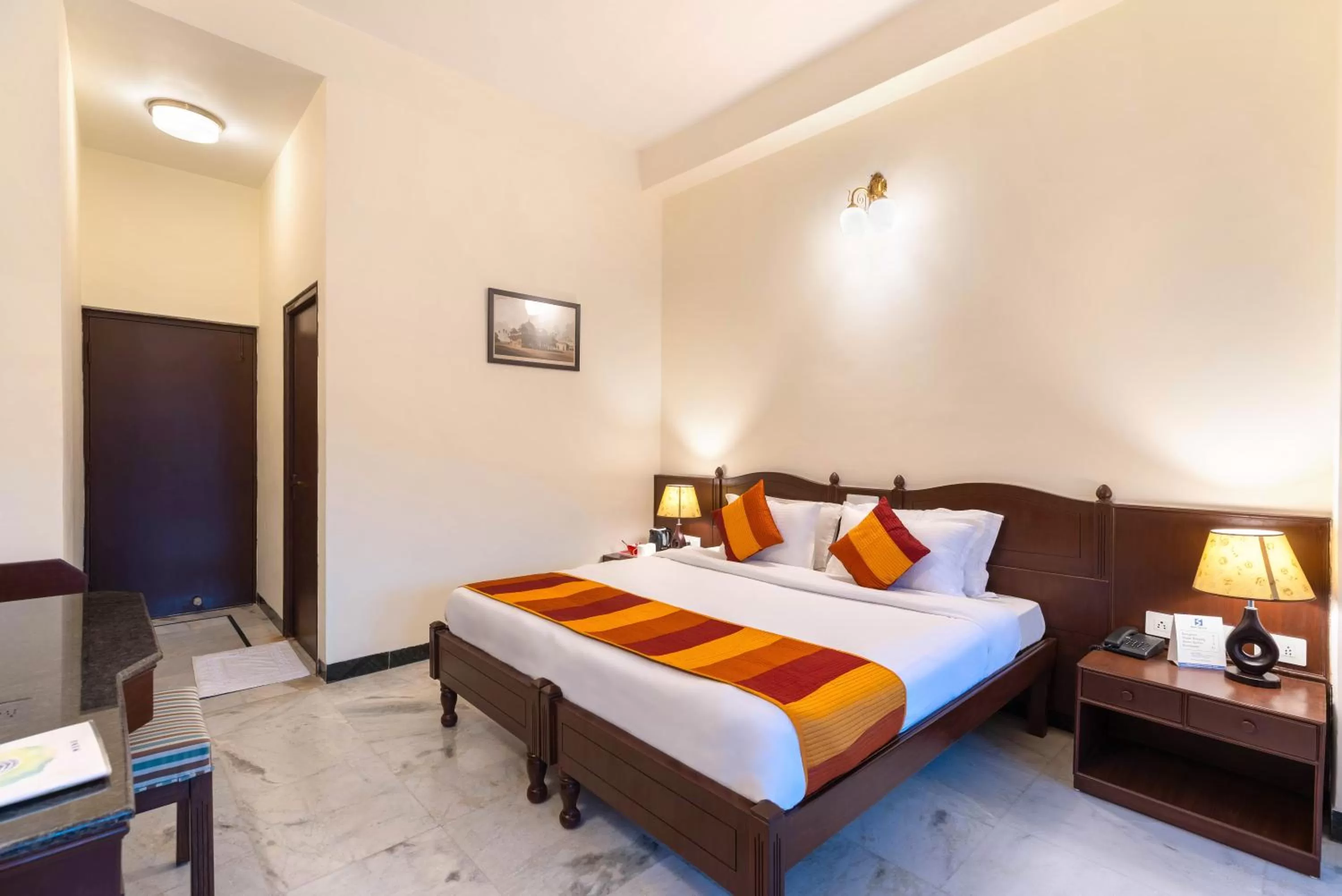 Photo of the whole room, Bed in Sarovar - Lake Facing Boutique Hotel On Lake Pichola