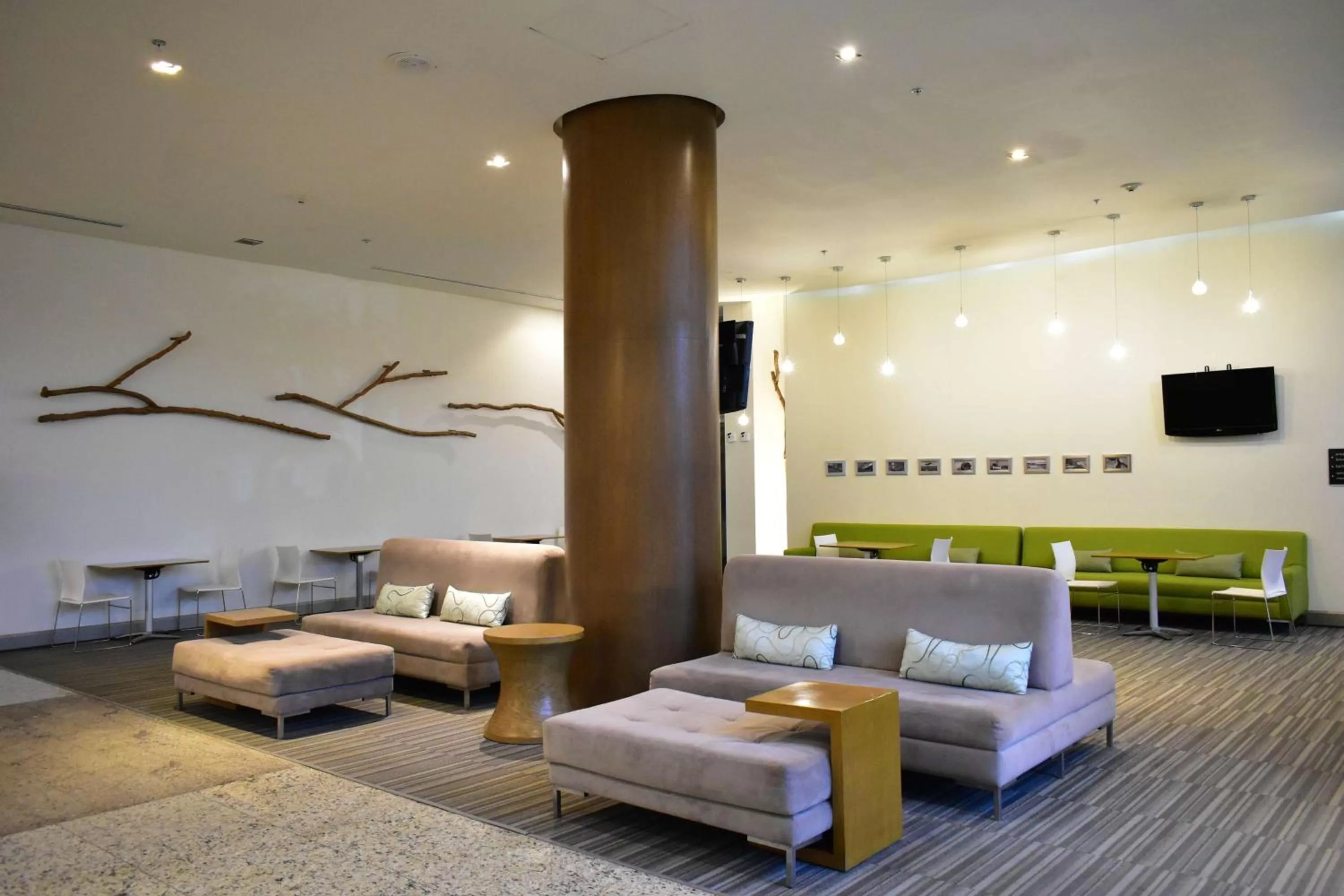 Lobby or reception in Hampton Inn by Hilton Ciudad del Carmen