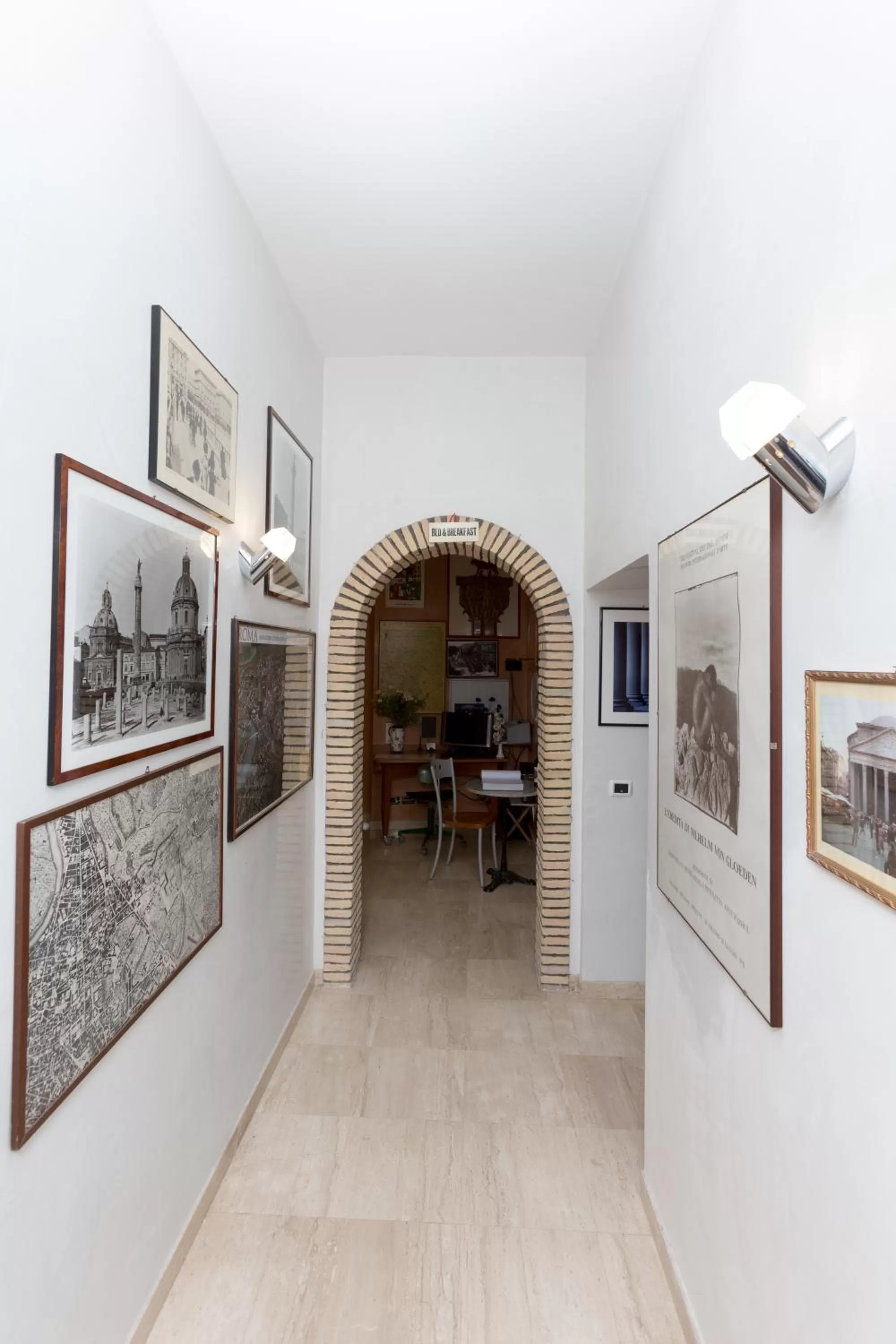 Lobby or reception in DomusAmor Colosseo