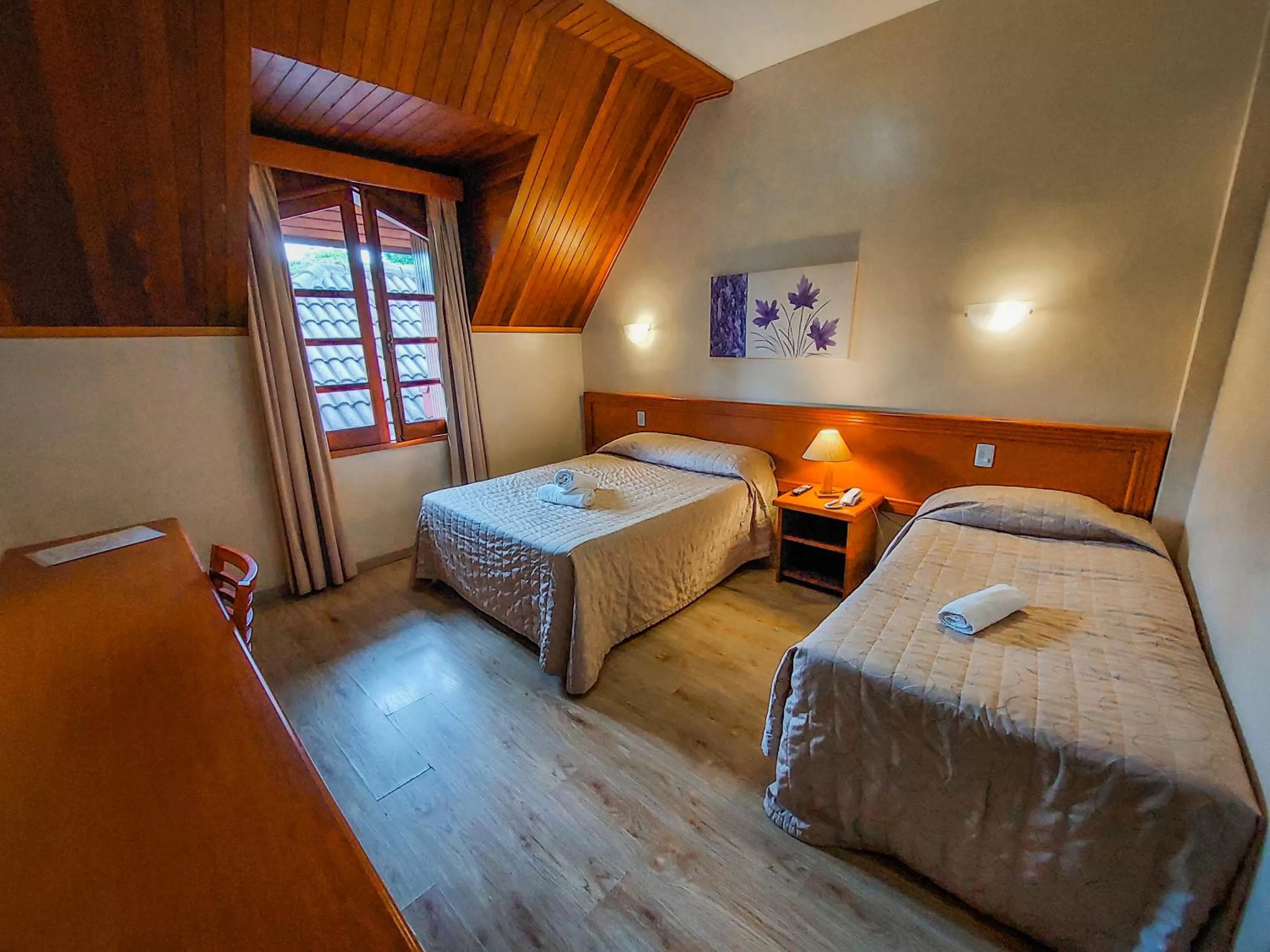 Standard Triple Room with Double Bed in Nacional Inn Campos do Jordão