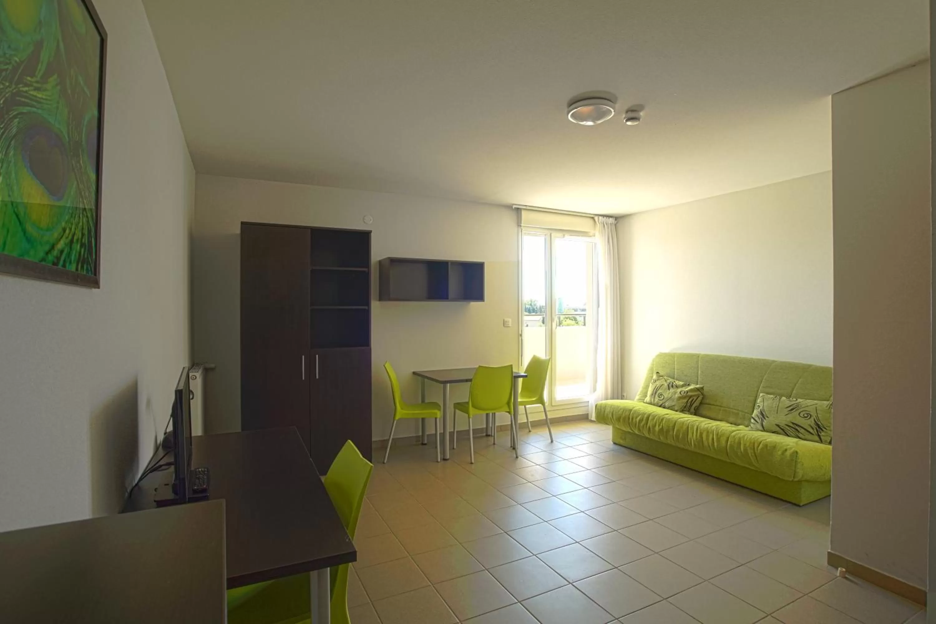 Living room in KOSY Appart'Hôtels - Campus Del Sol Esplanade